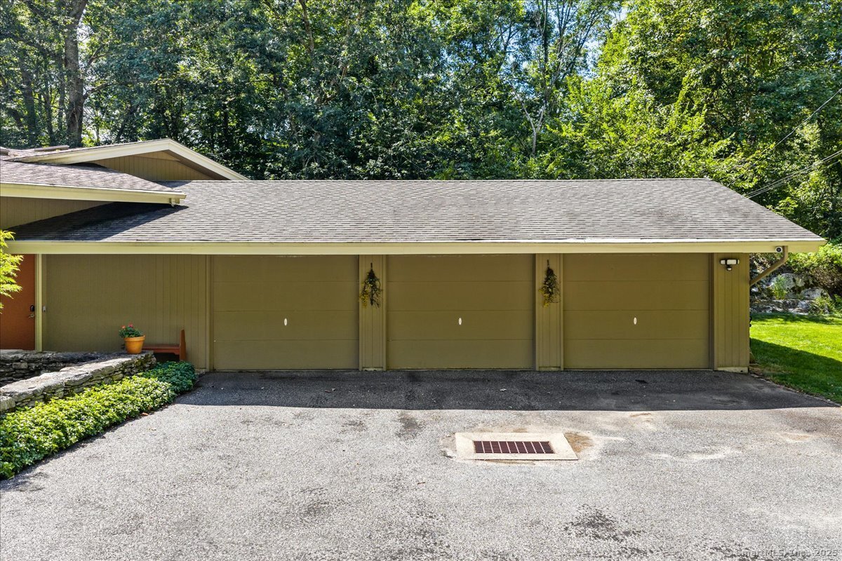 18 Huntington Lane