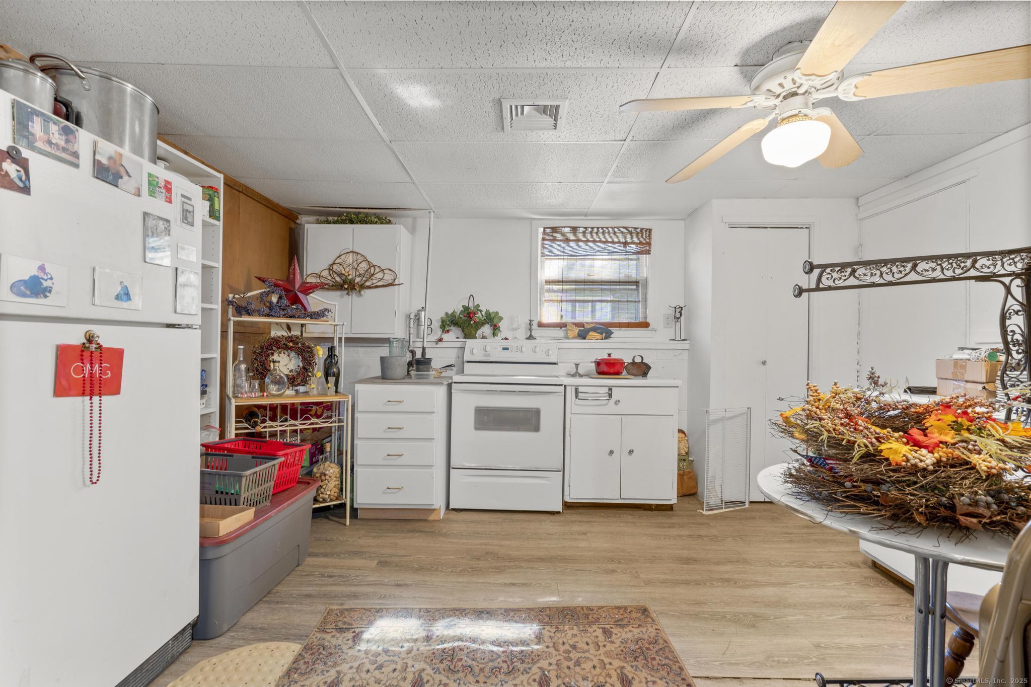 23 Meadowbrook Road