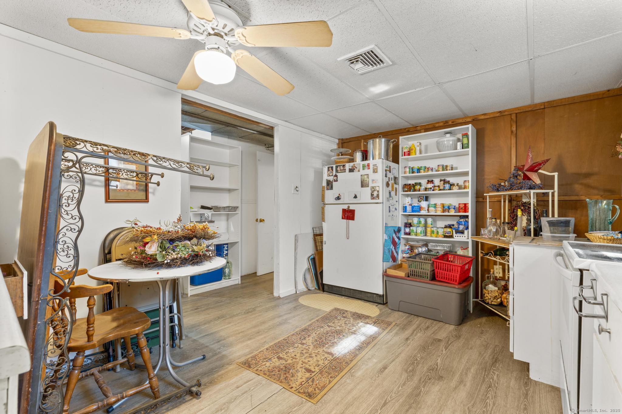 23 Meadowbrook Road