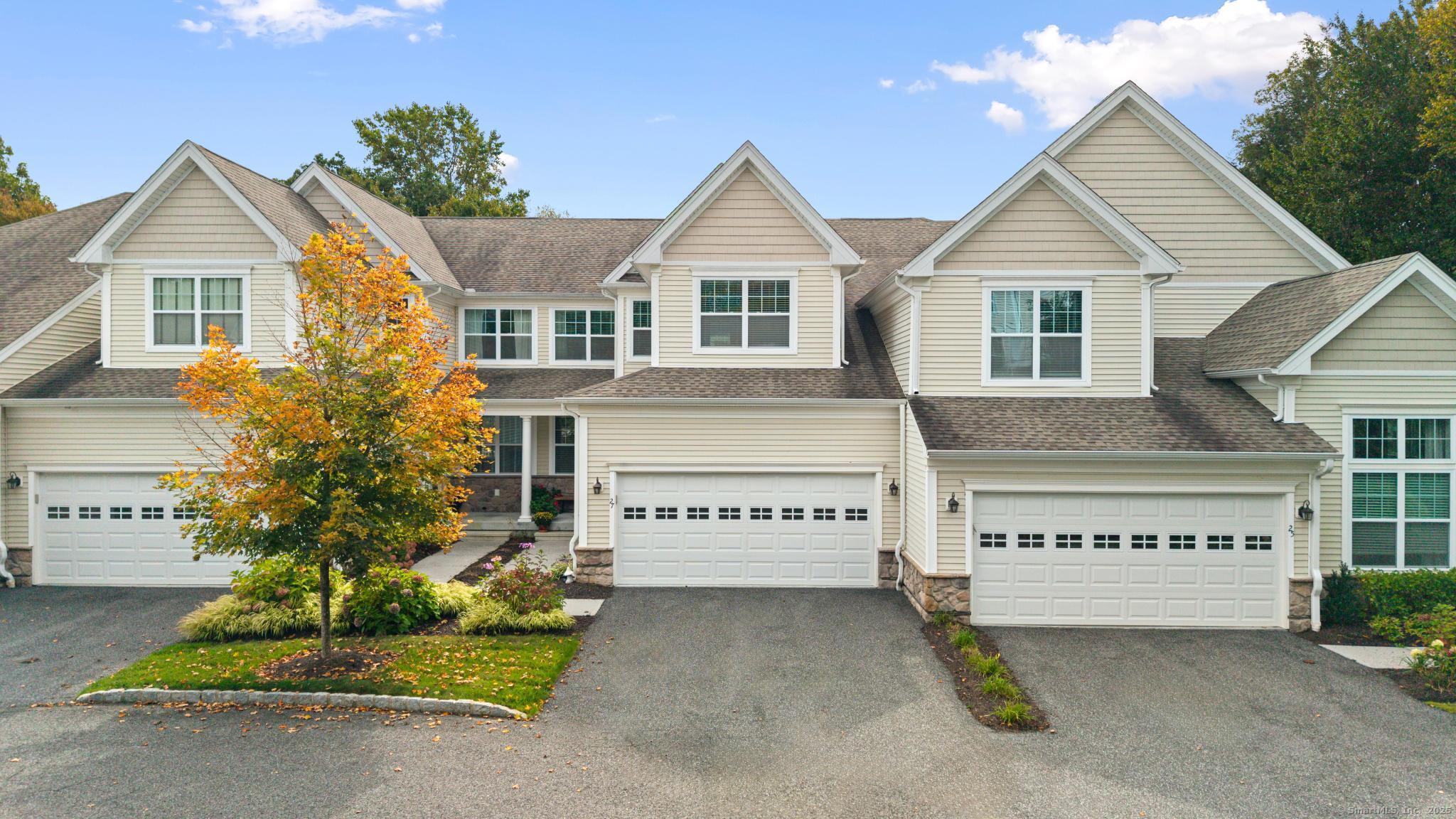 27 Winding Trail 27