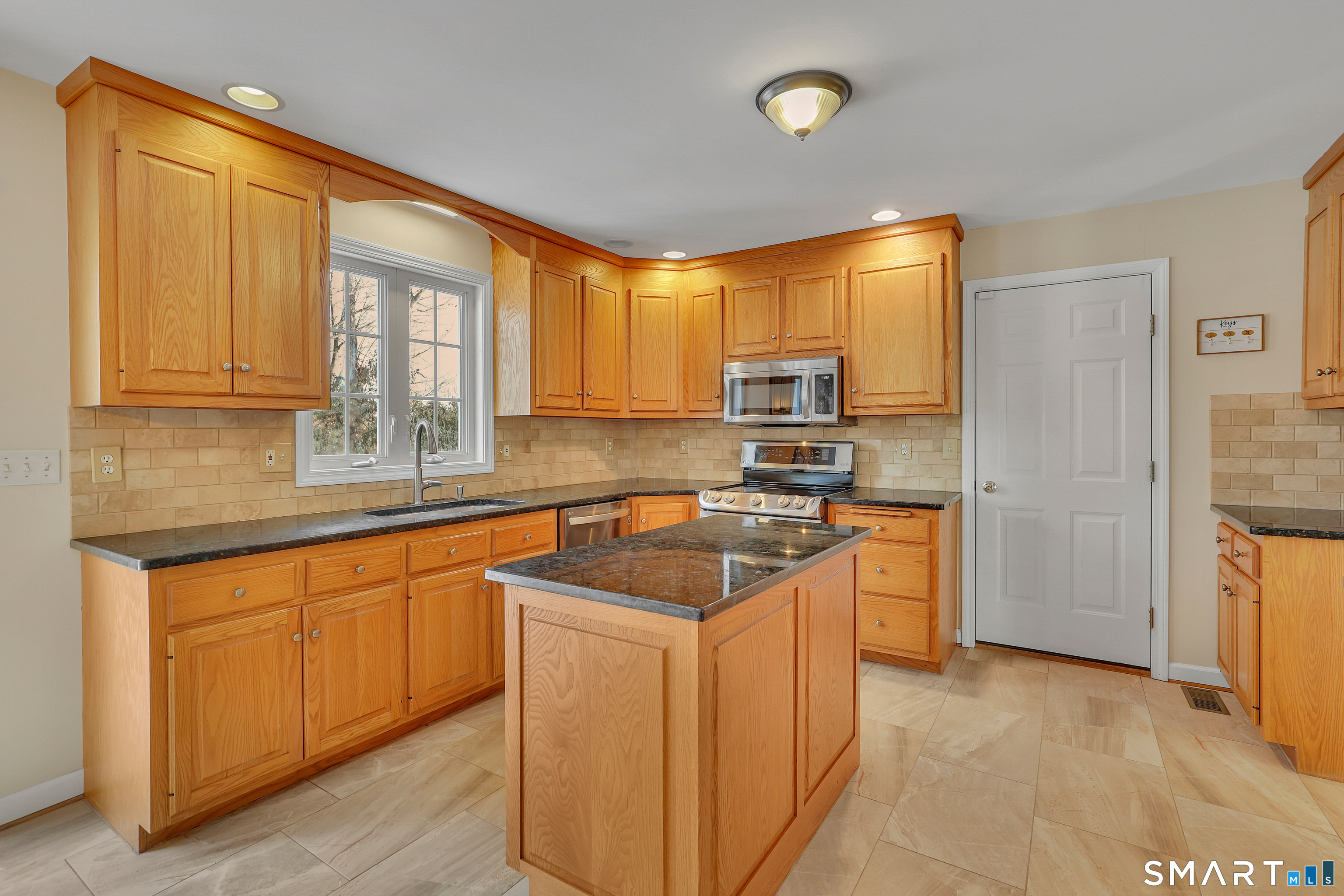 72 Willowbrook Road