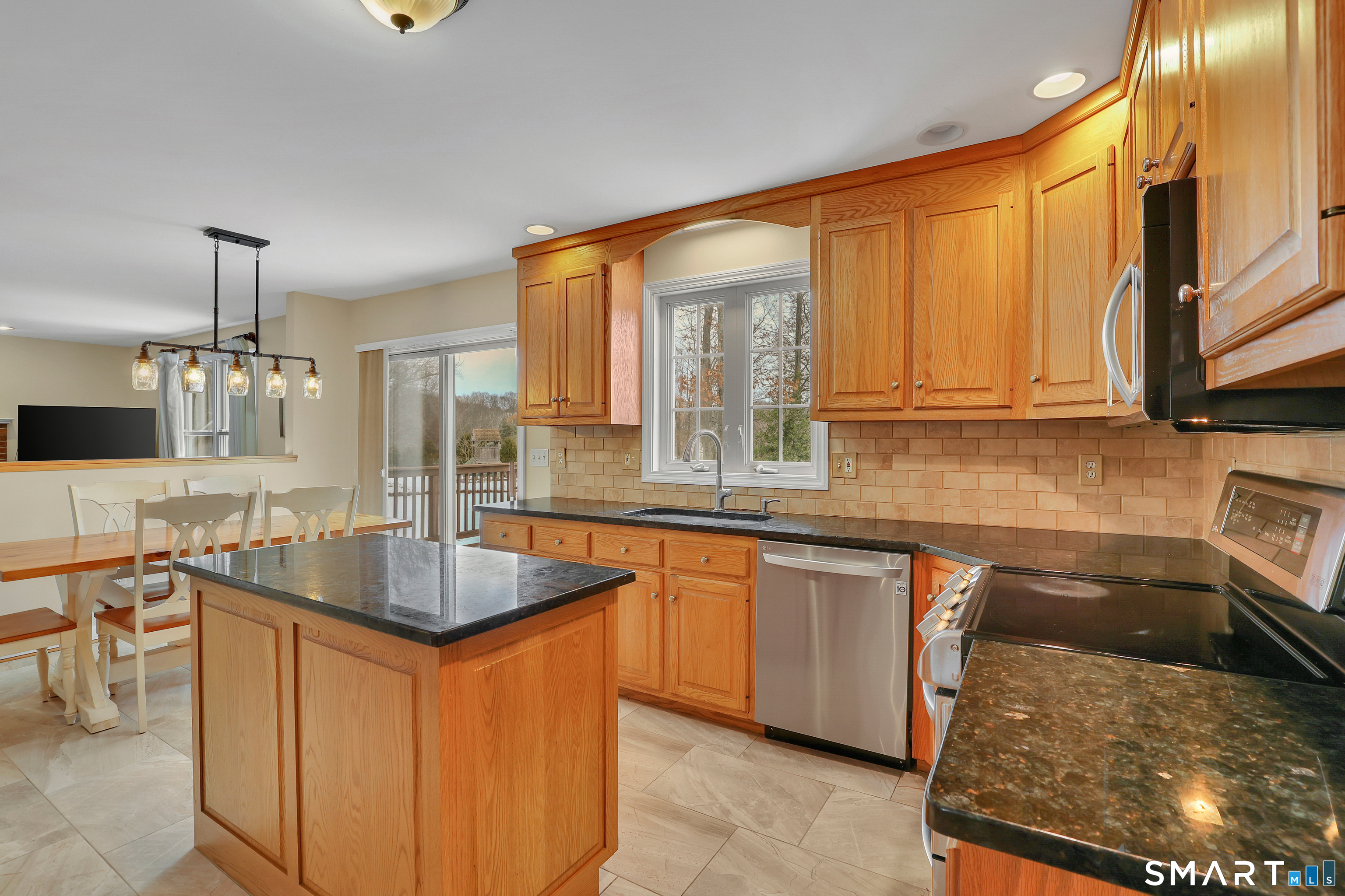 72 Willowbrook Road