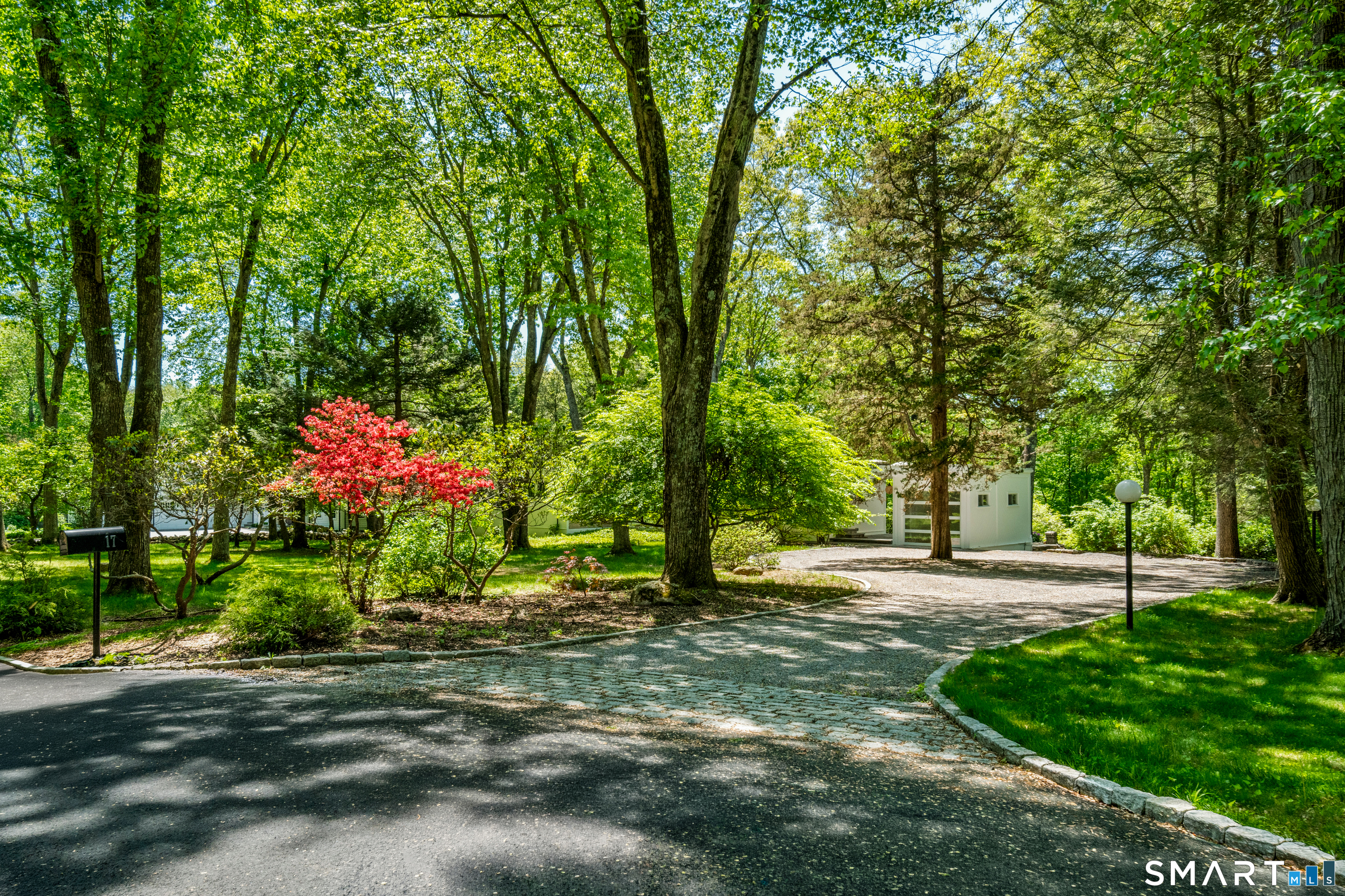 17 Richmond Hill Road
