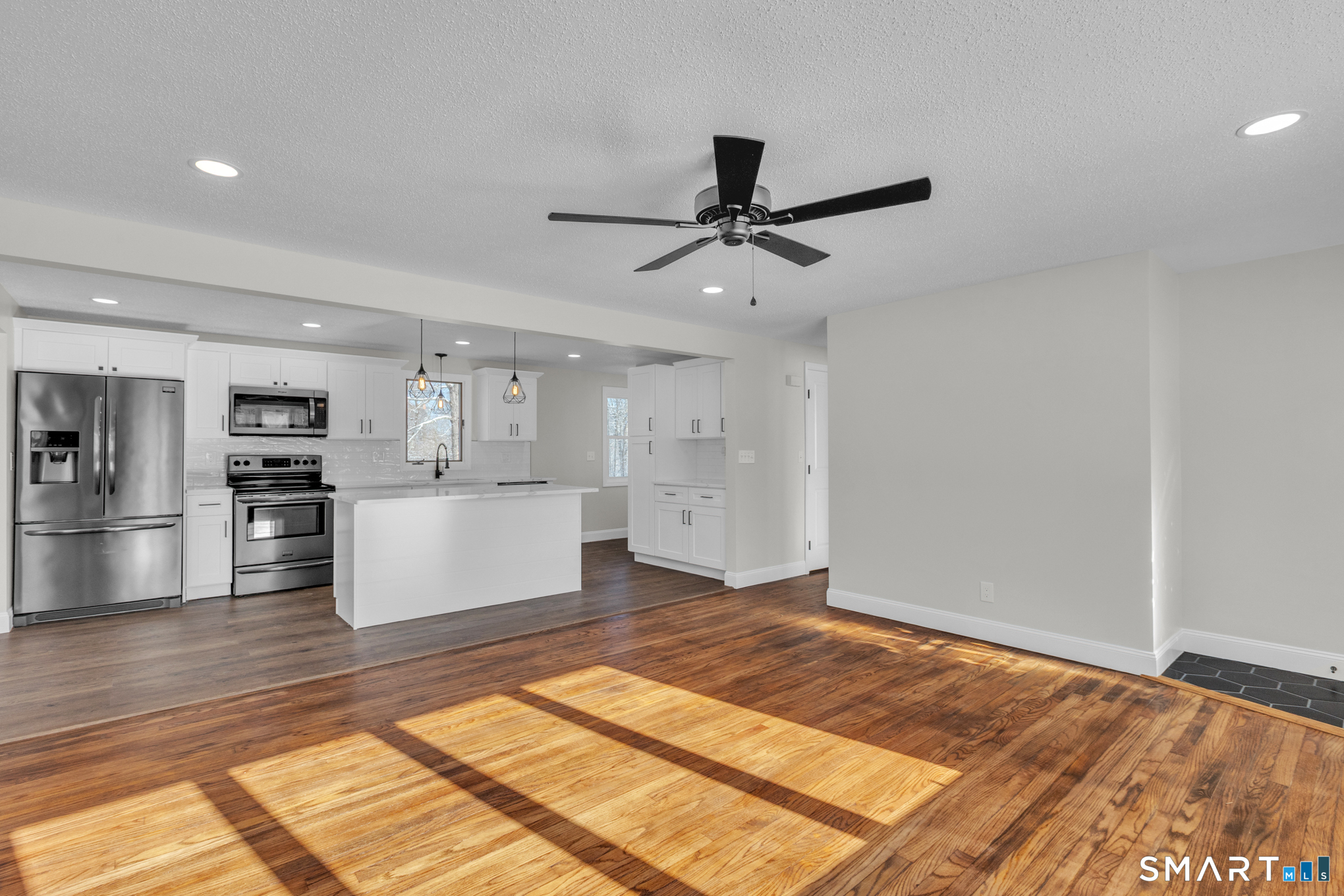 22 Mohawk Circle