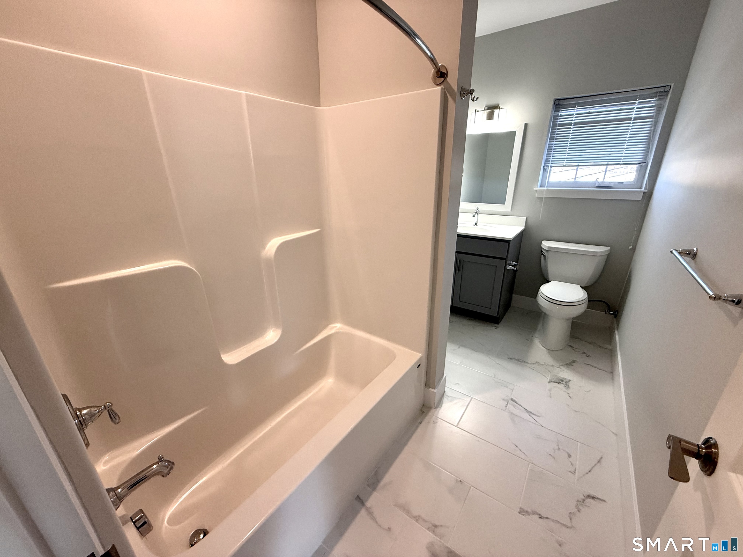502 Howe Avenue 302