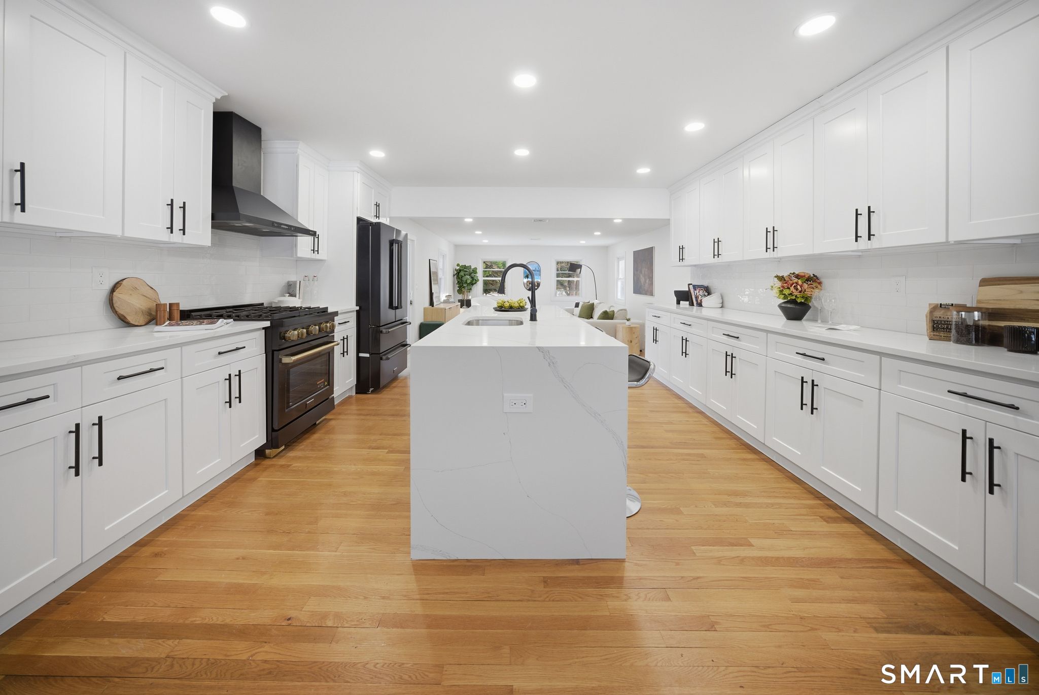 90 Lu Manor Drive