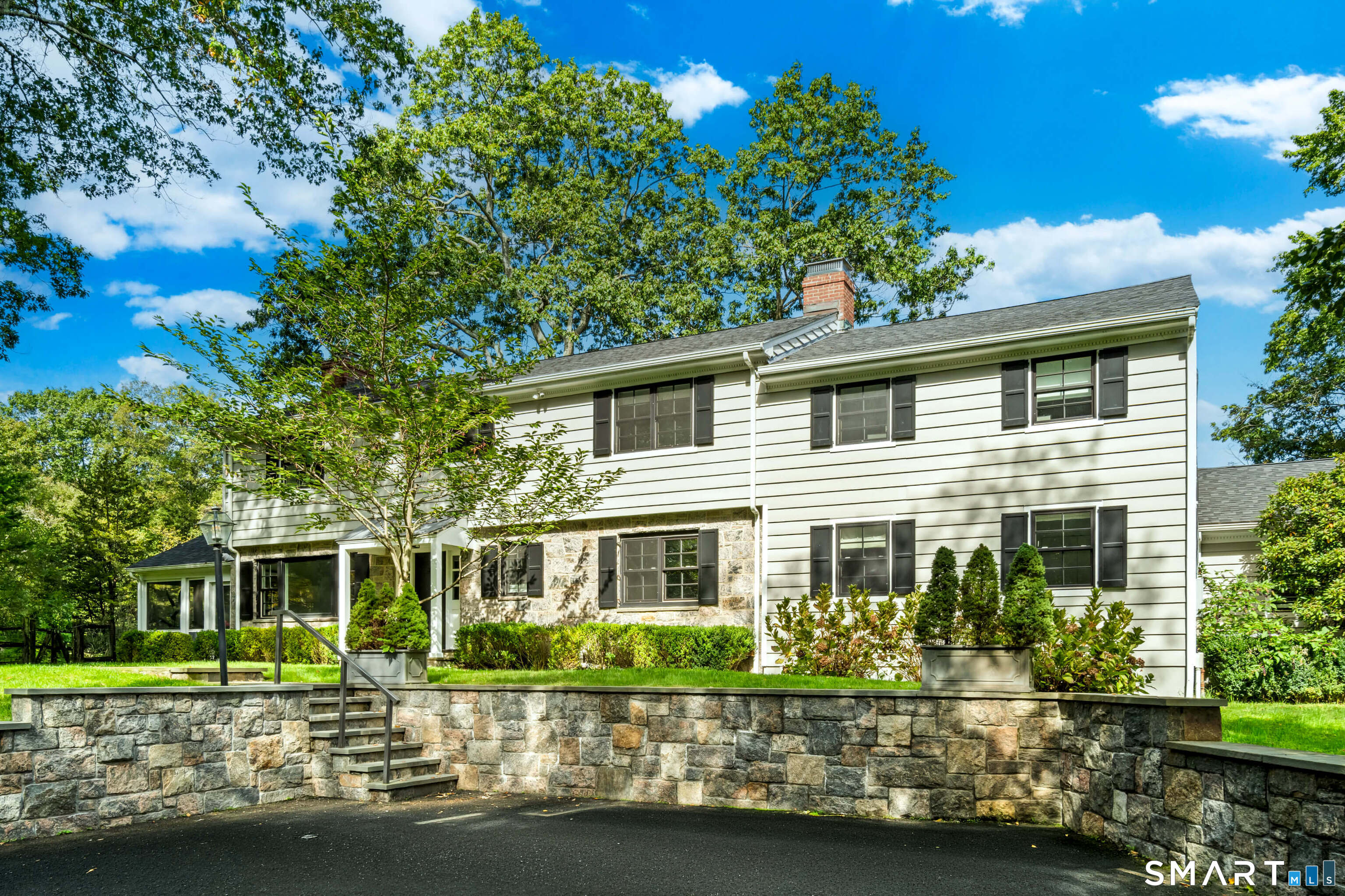 29 Hunting Ridge Road