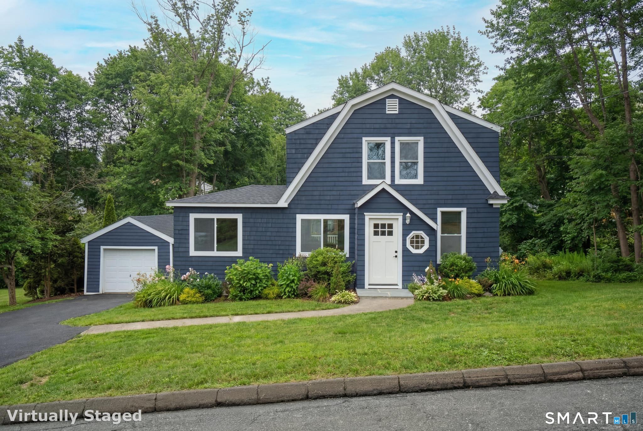 6 Juniper Ridge Drive