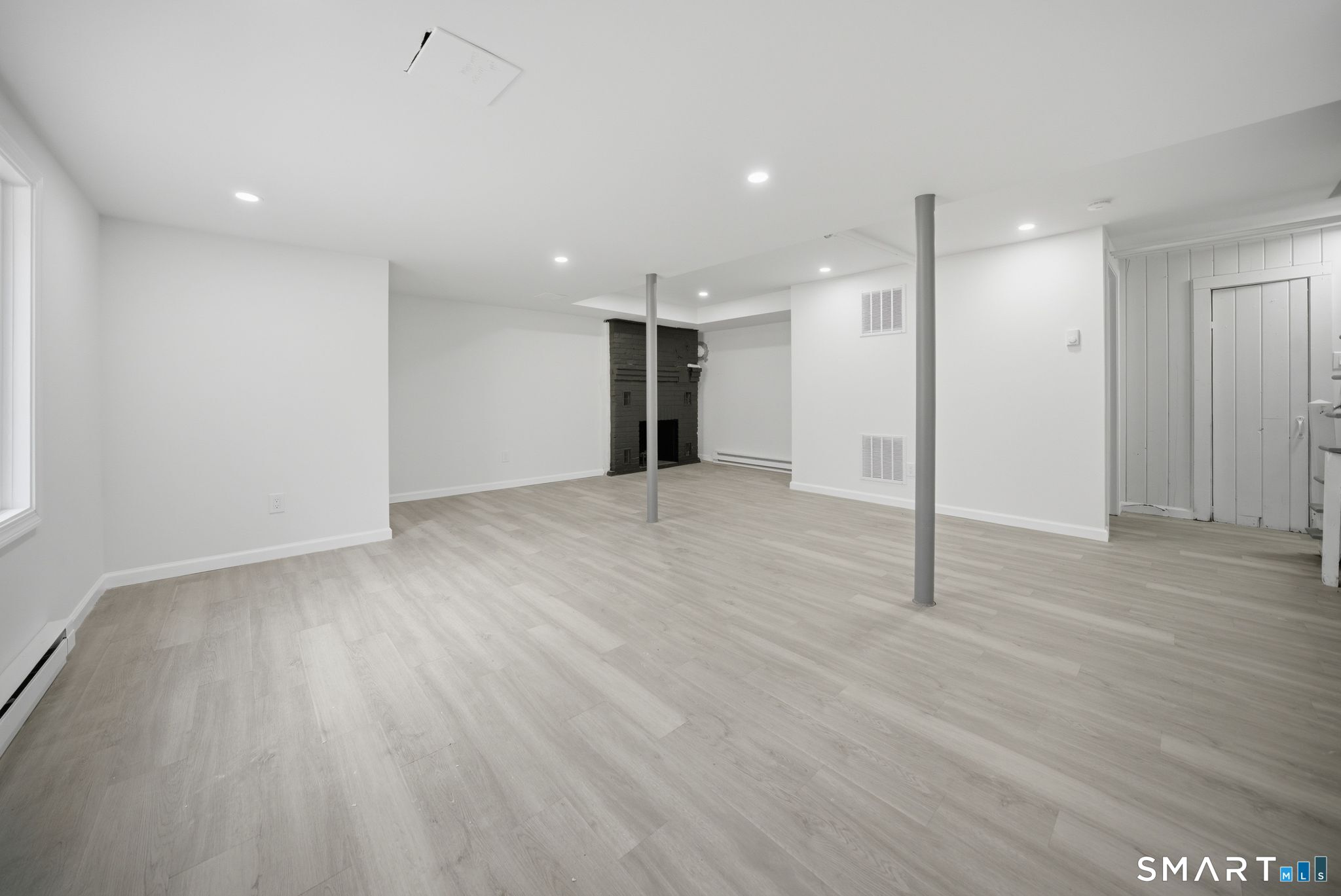 35 Dyer Avenue