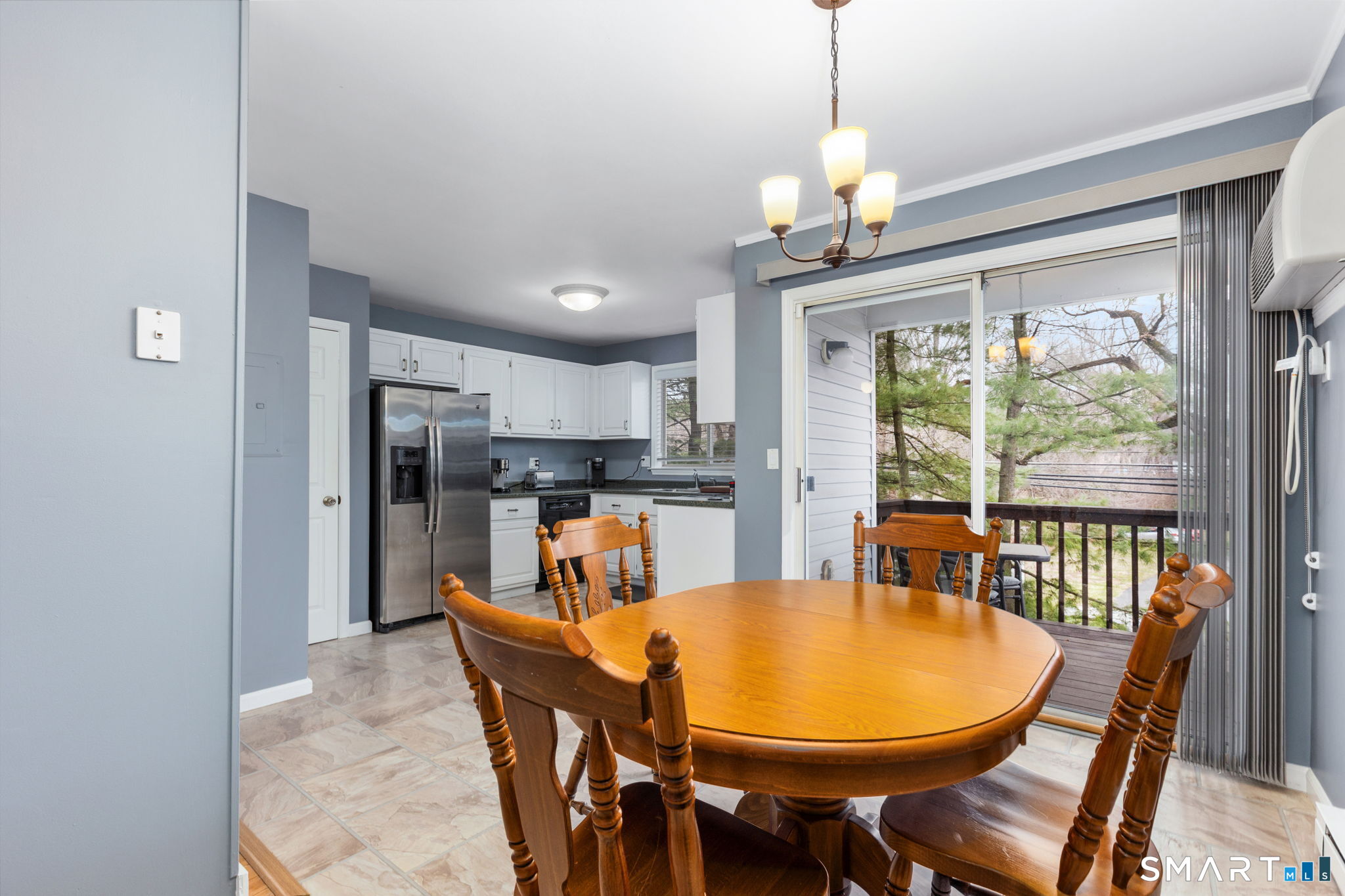 20 East Pembroke Road Unit: 4