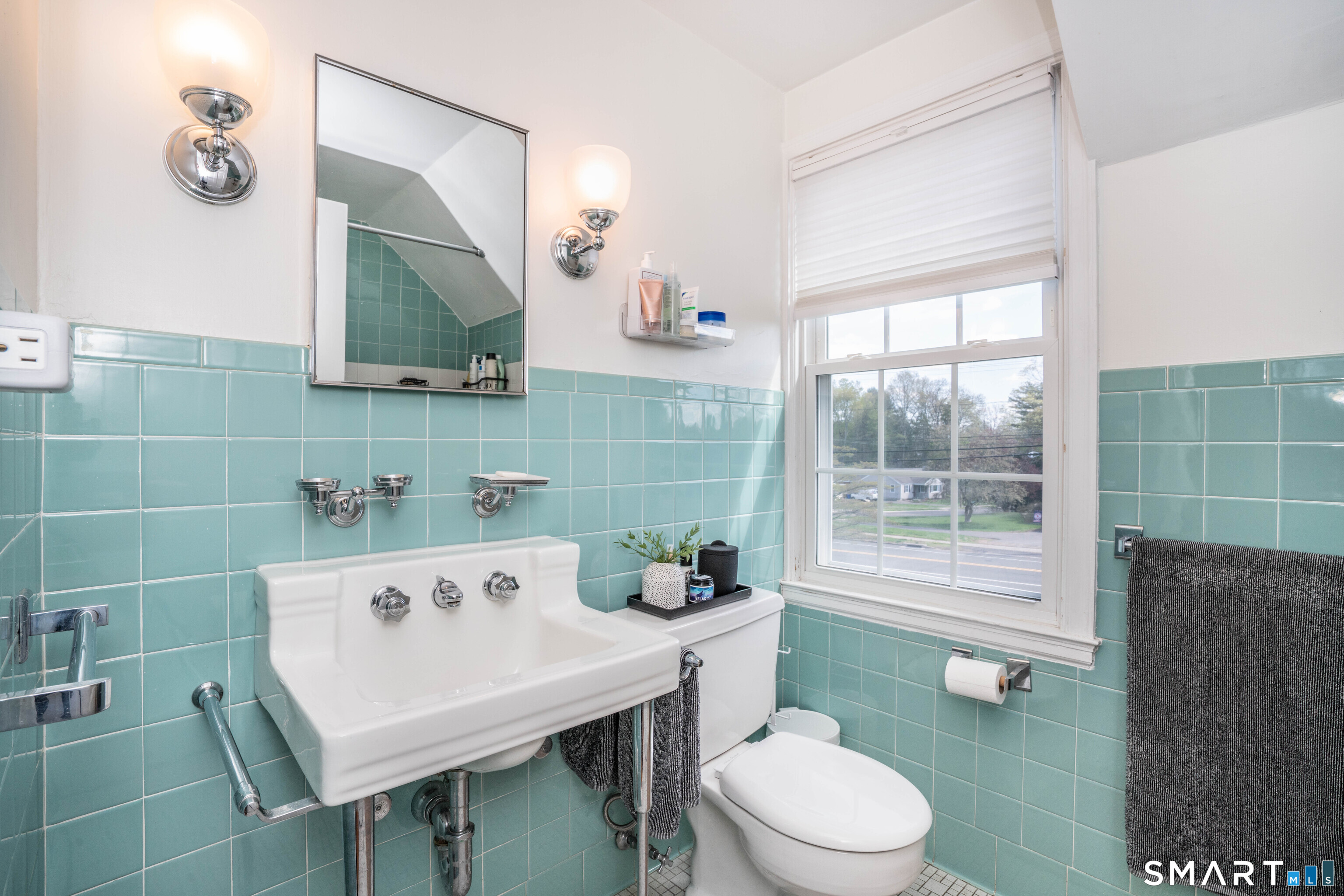 261 Mountain Road