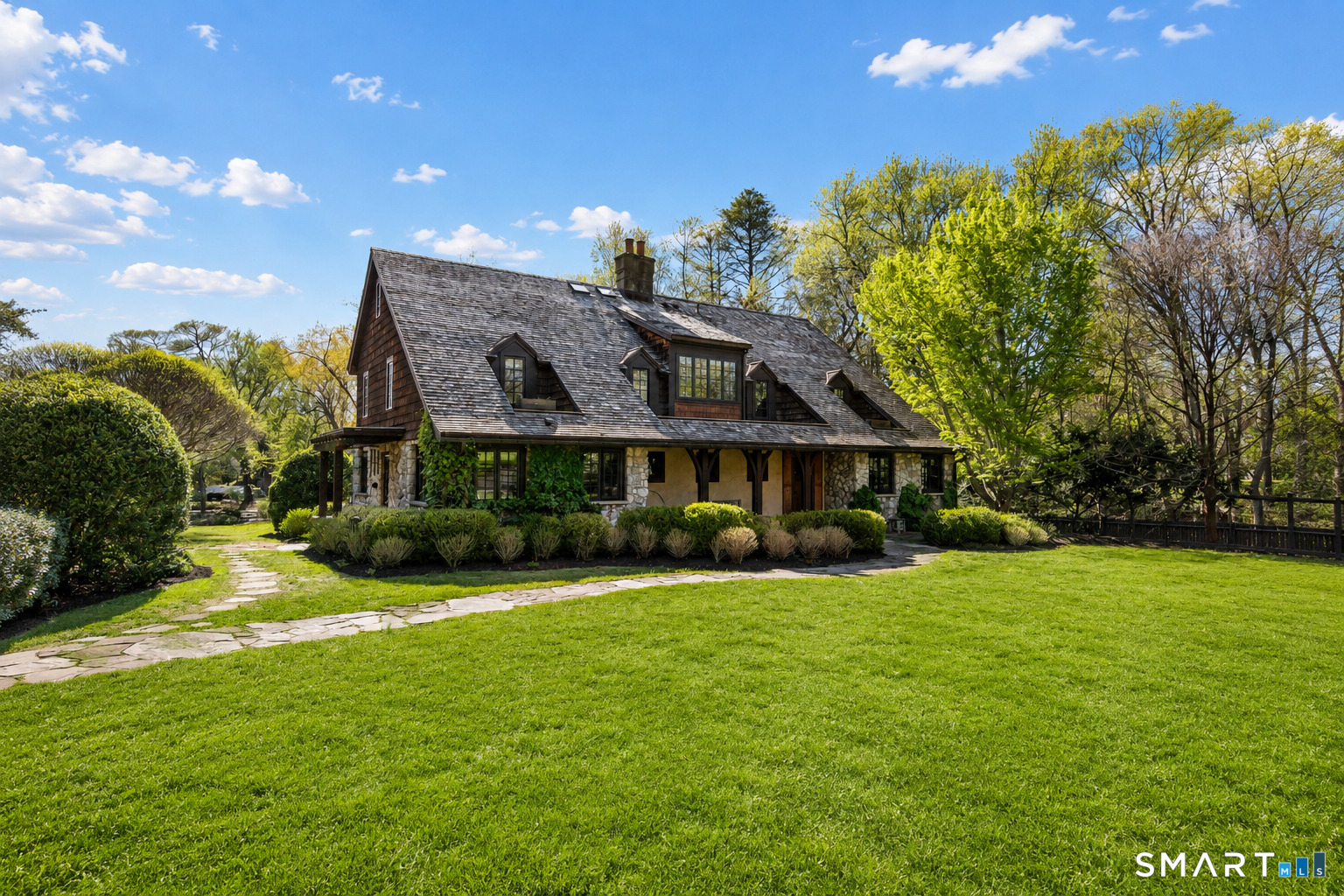 22 Evergreen Avenue