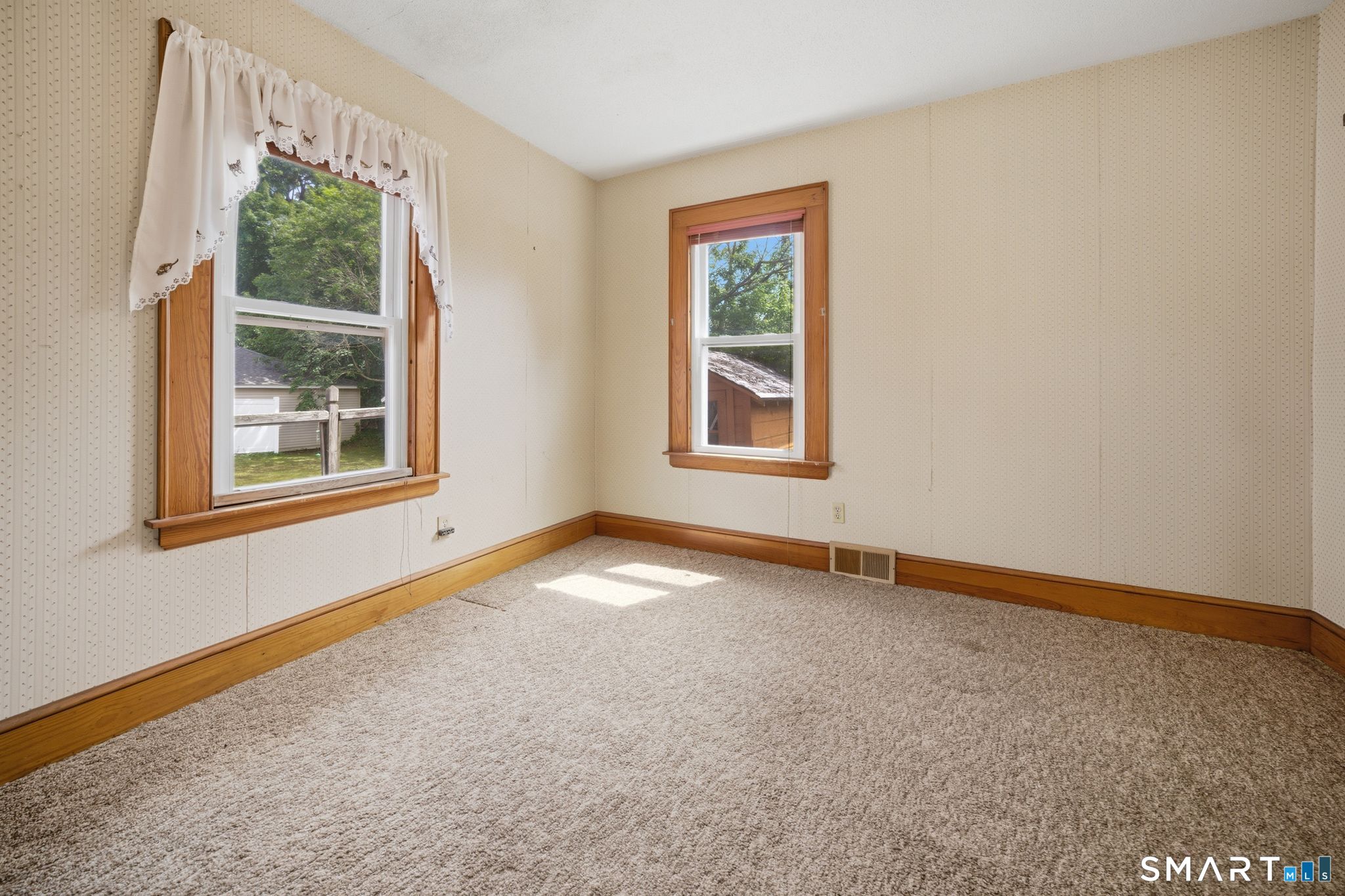 19 Homestead Avenue