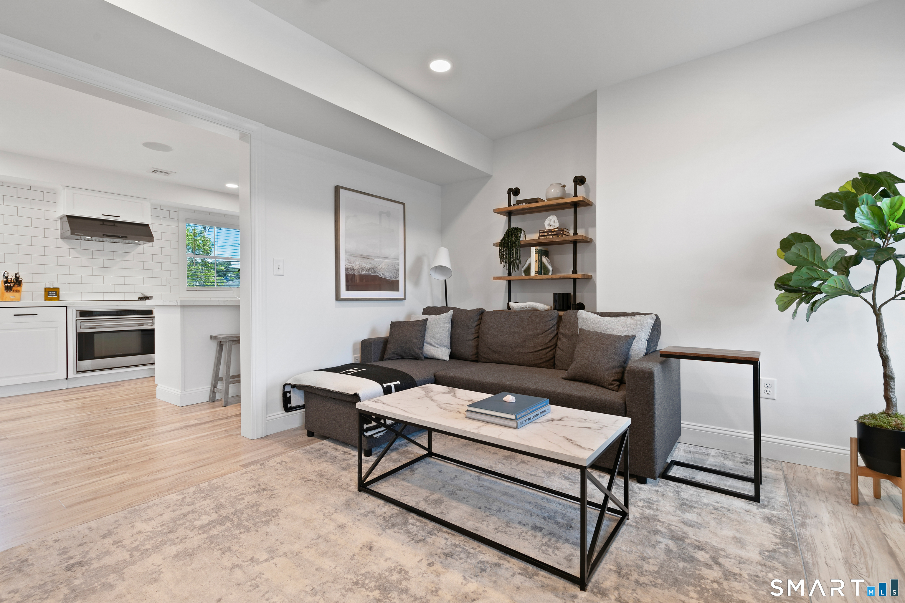 44 Williams Avenue
