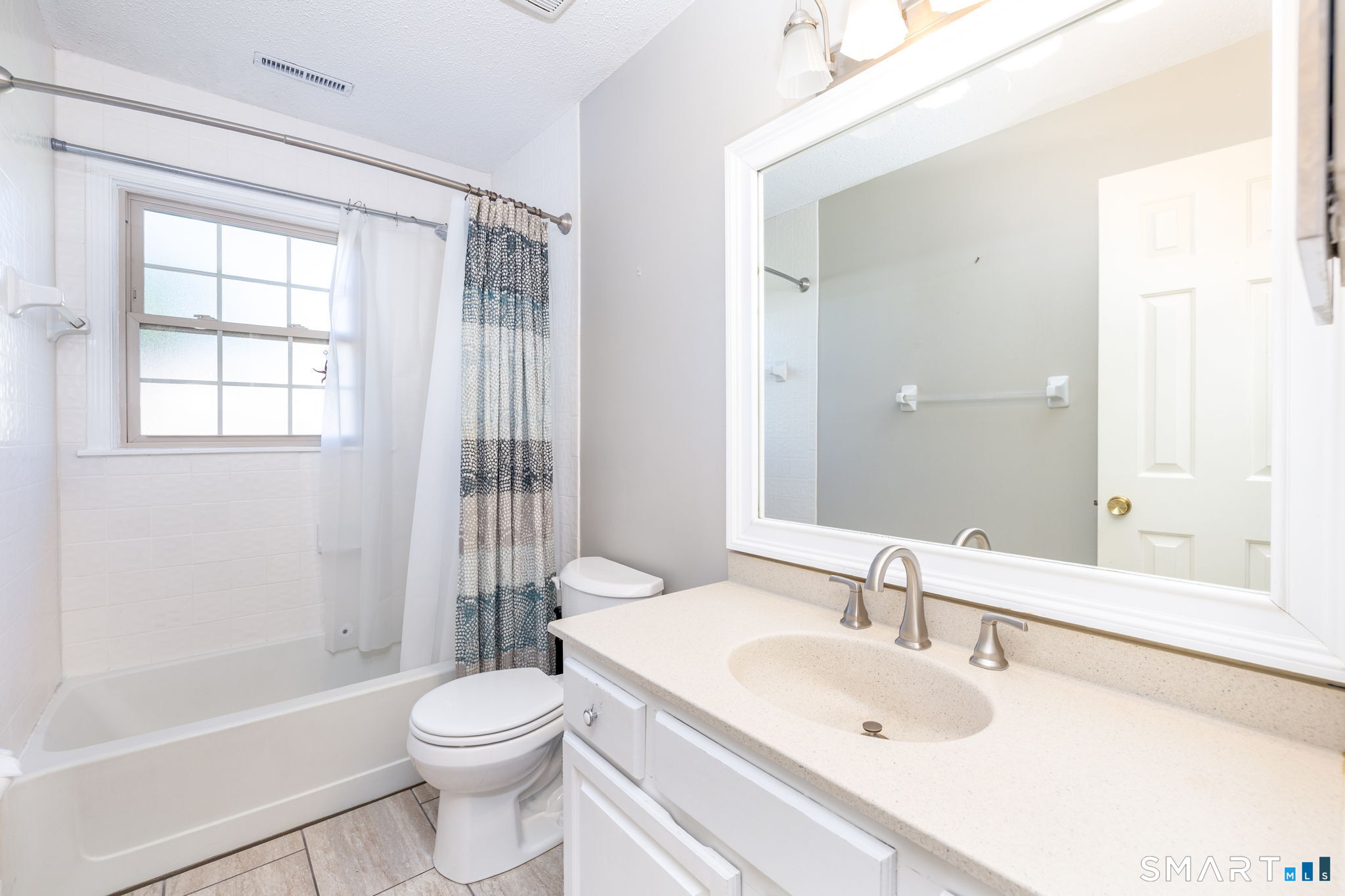 17 Newberry Lane Unit: 17
