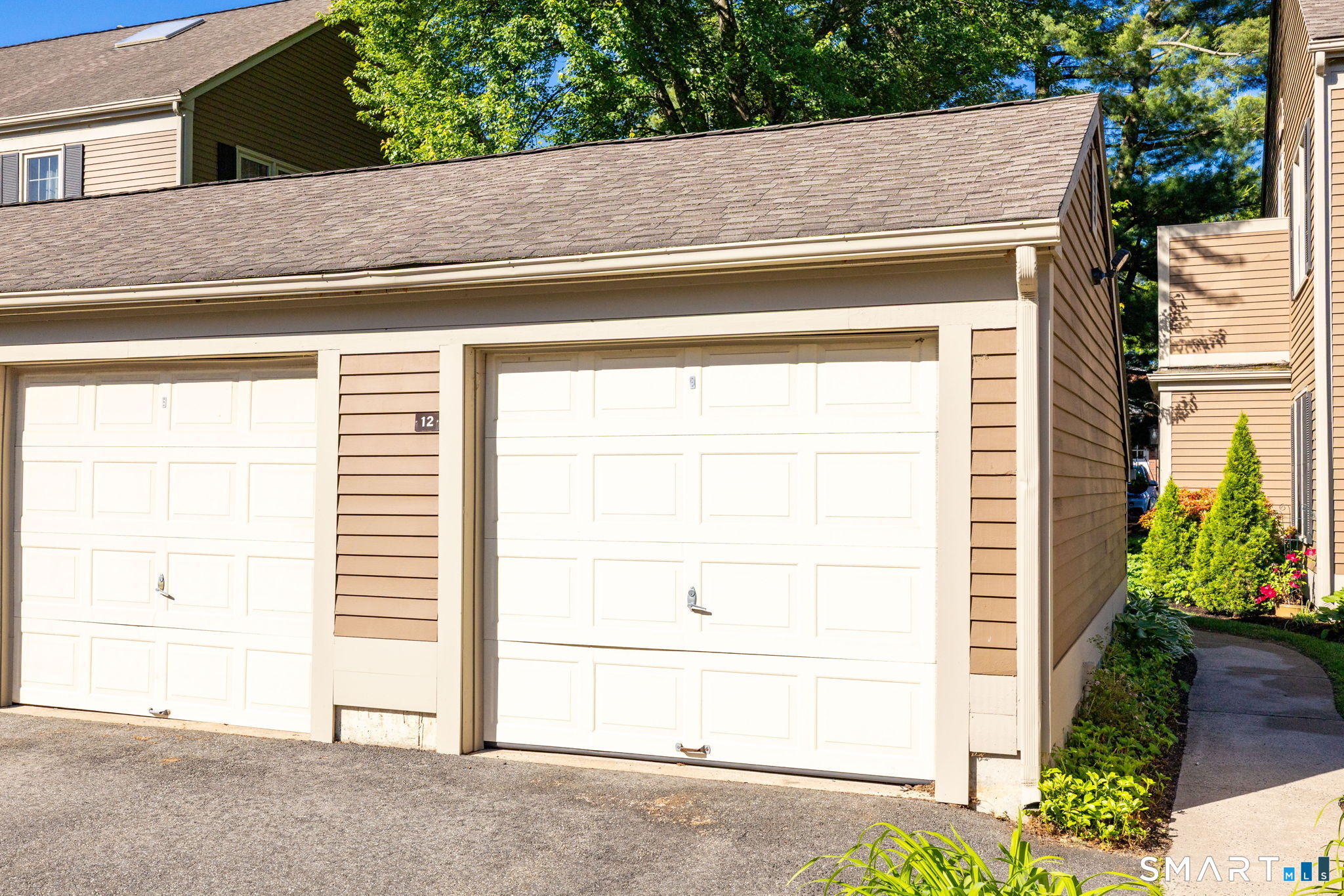 17 Newberry Lane Unit: 17