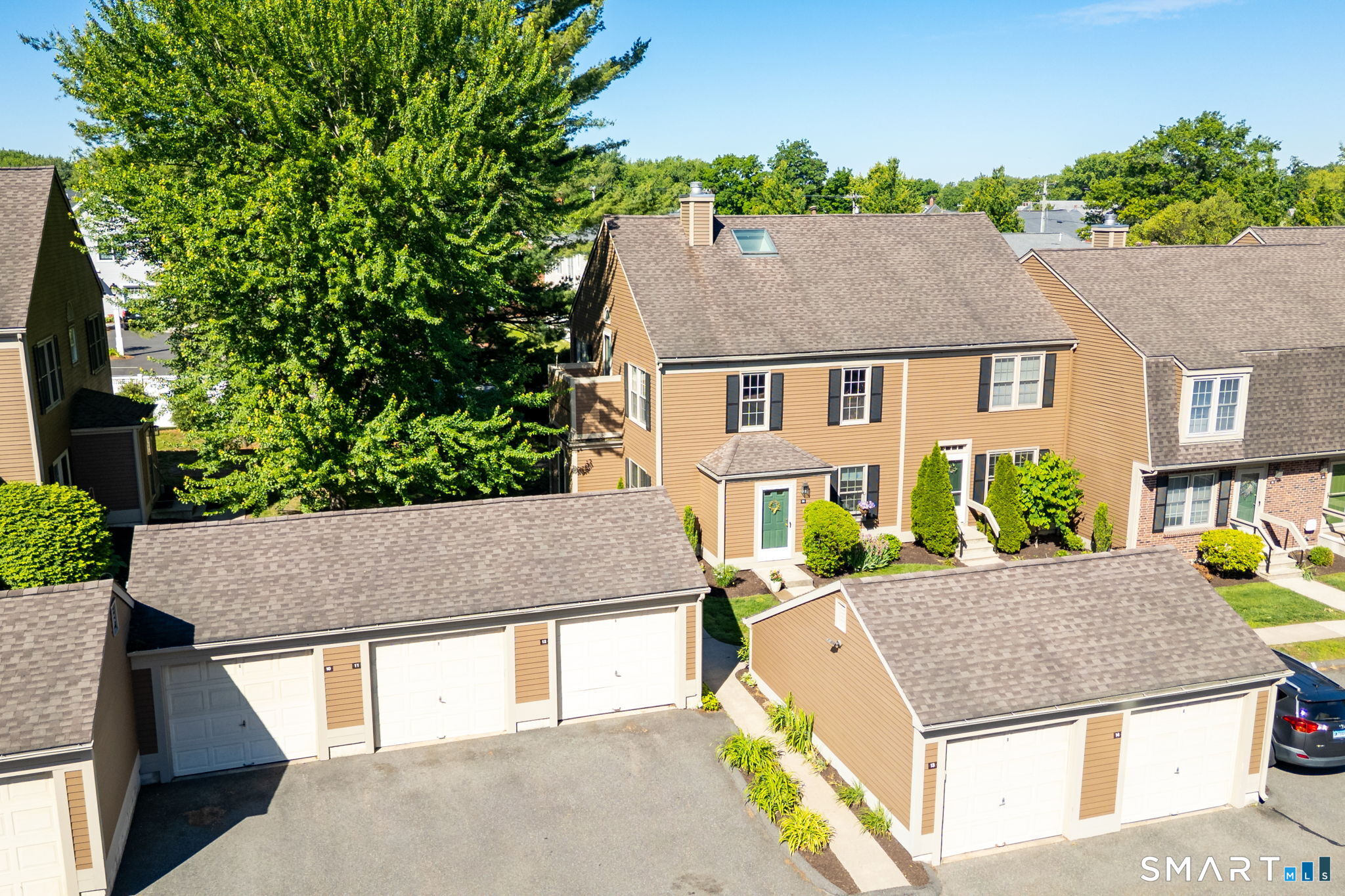 17 Newberry Lane Unit: 17