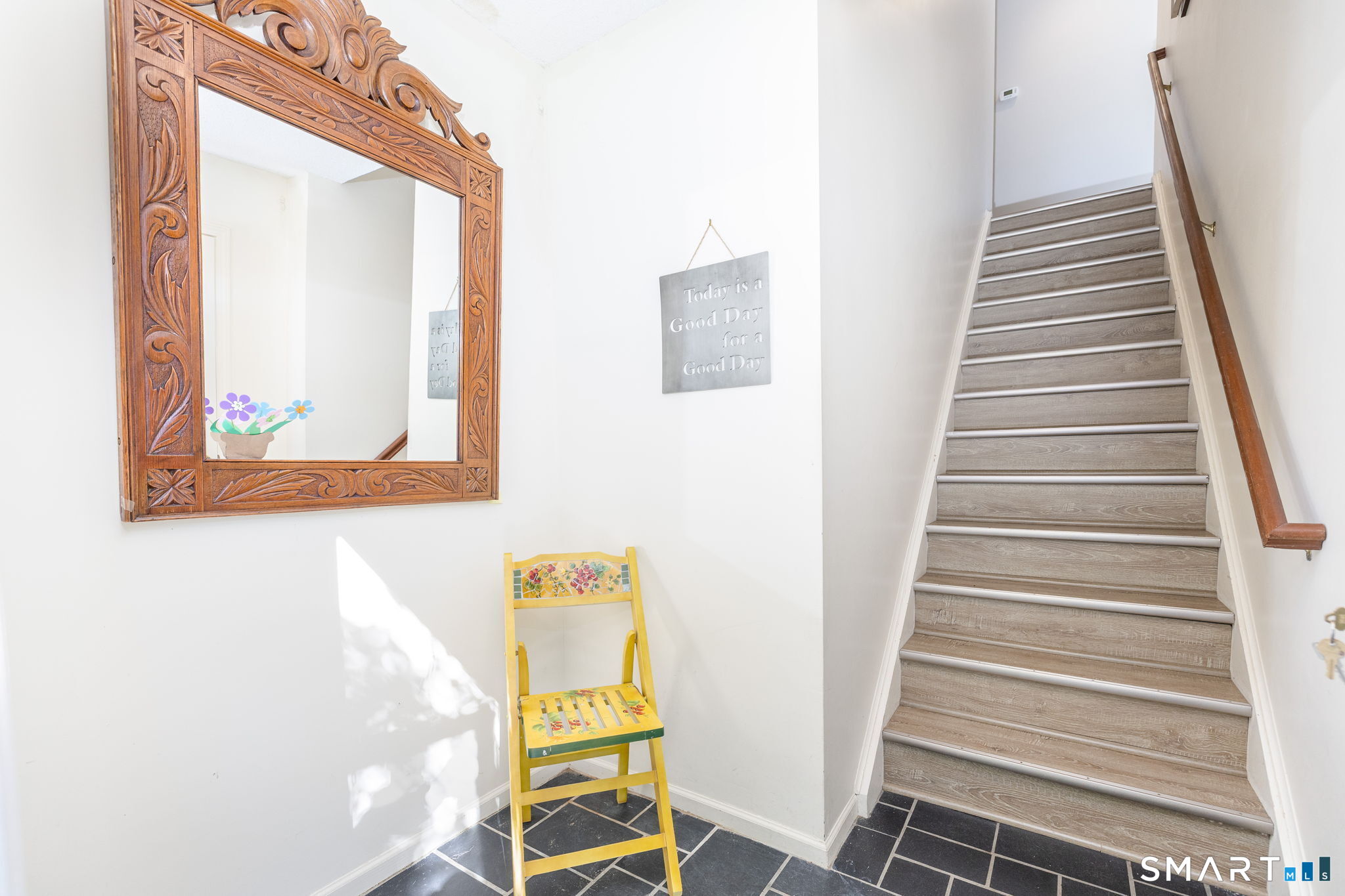 17 Newberry Lane Unit: 17