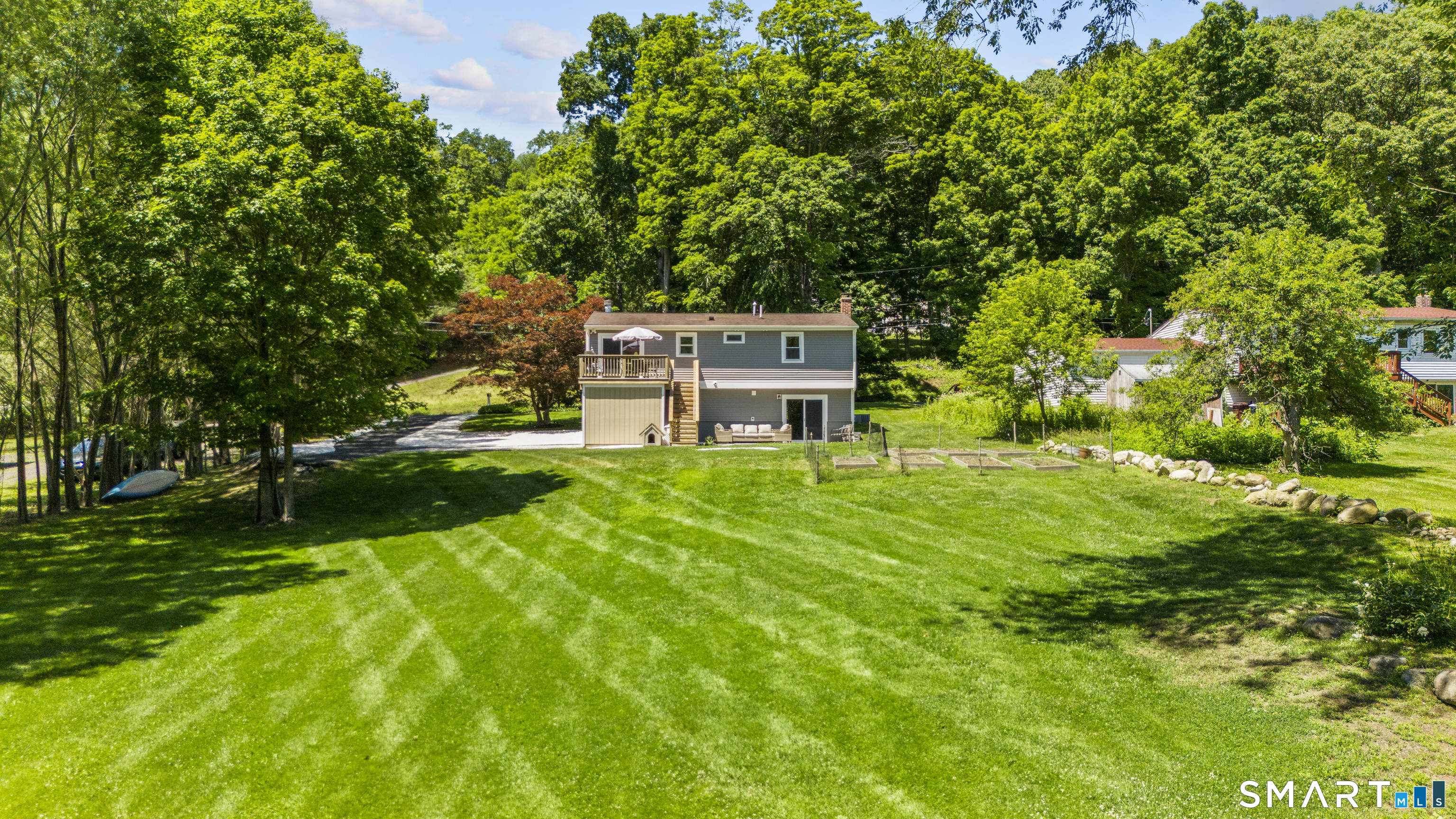 27 Town Farm Road