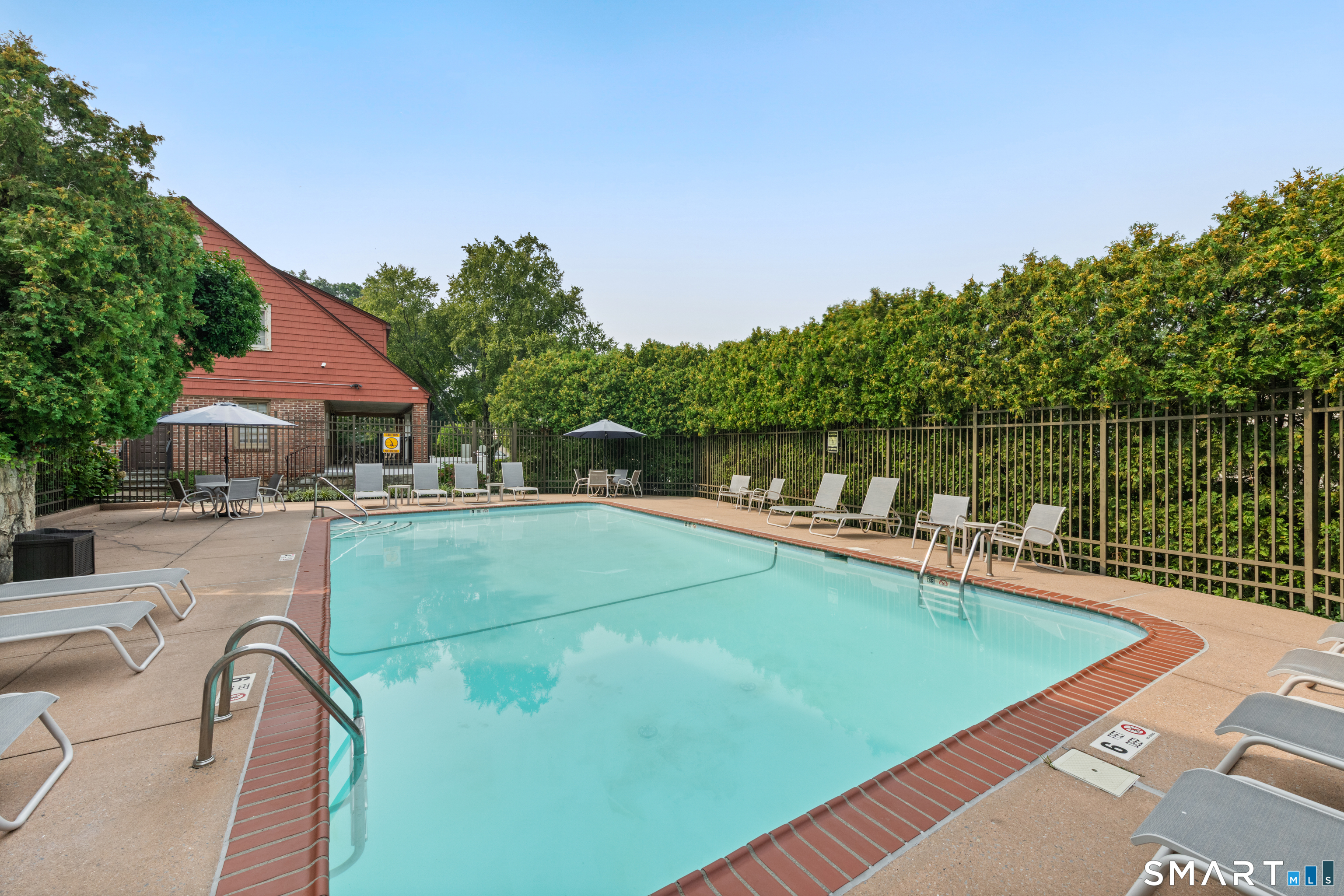 202 Soundview Avenue 23