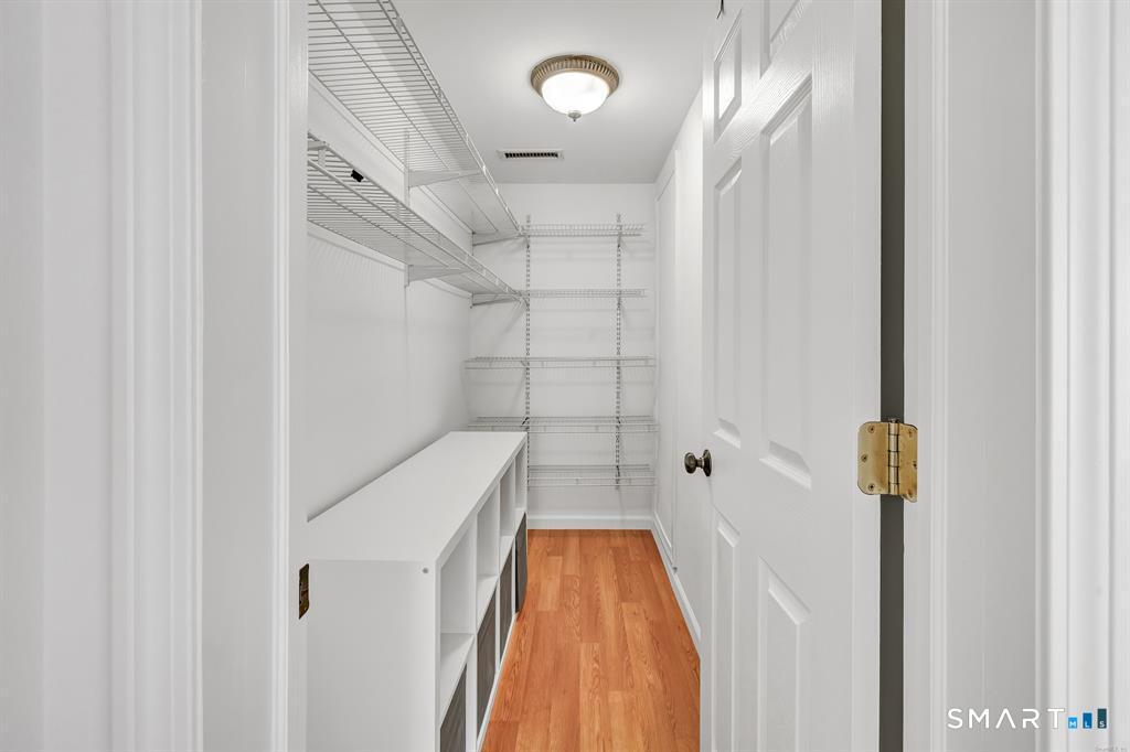171 Henderson Road