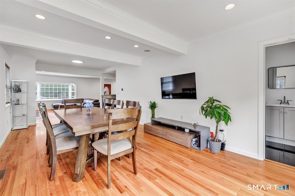 171 Henderson Road