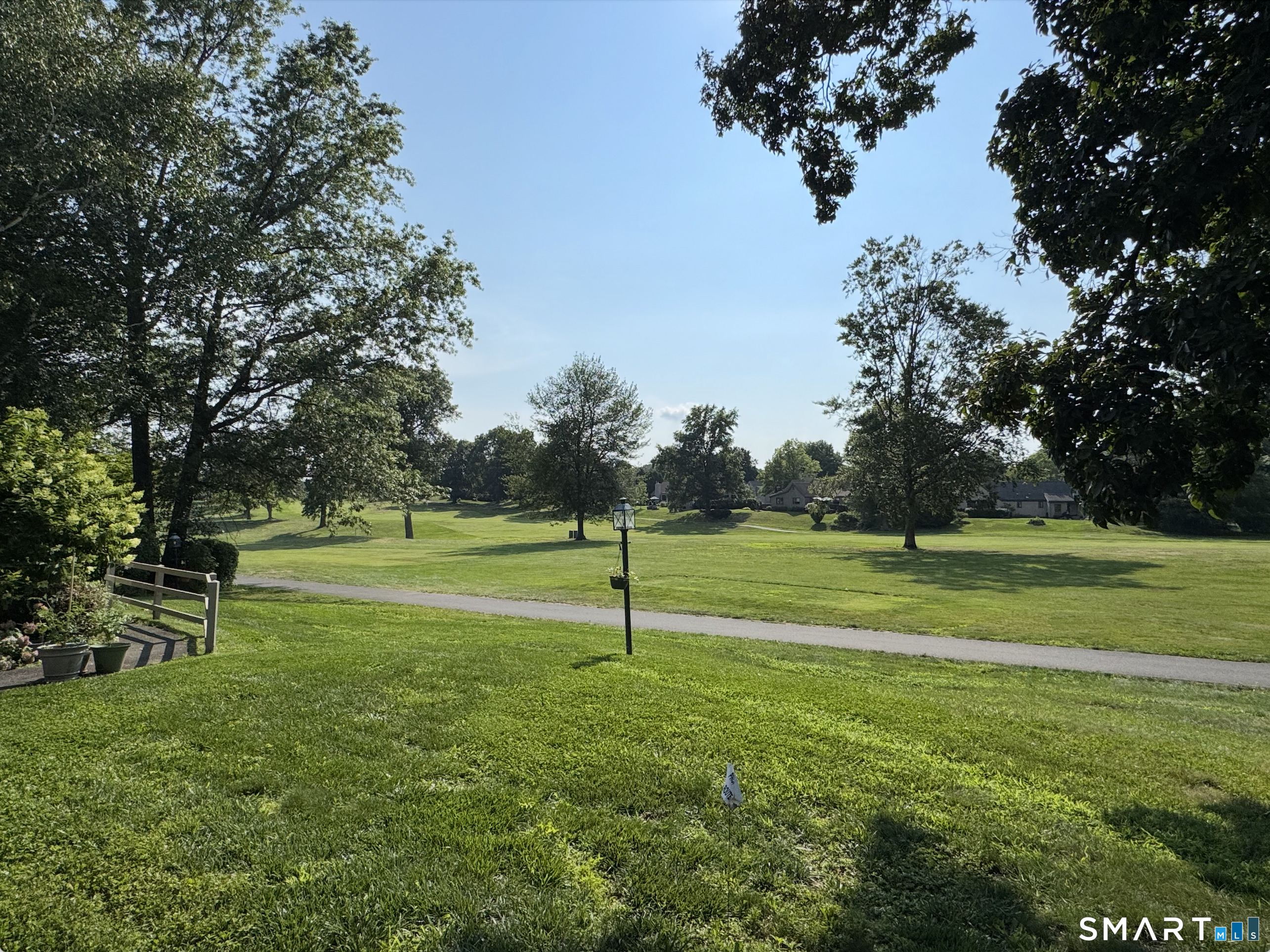 585 Pequot Lane Unit: B