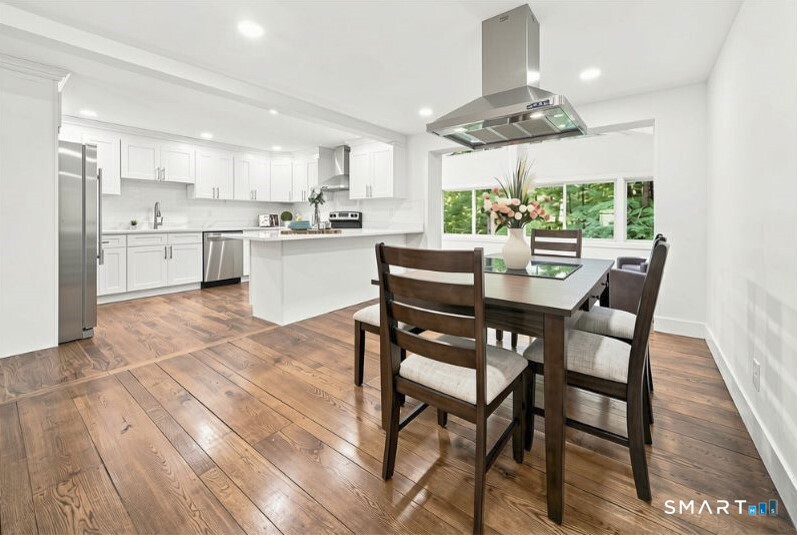 87 Kenmore Road