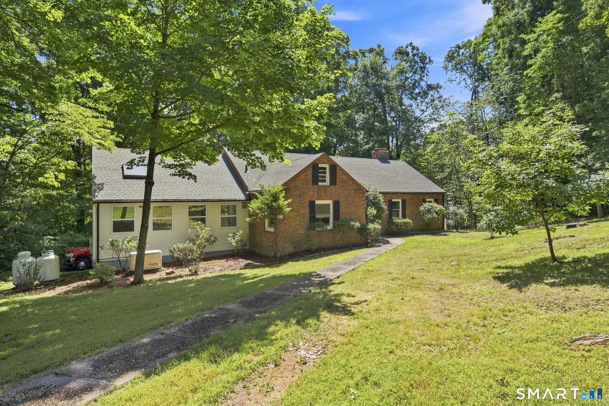 87 Kenmore Road
