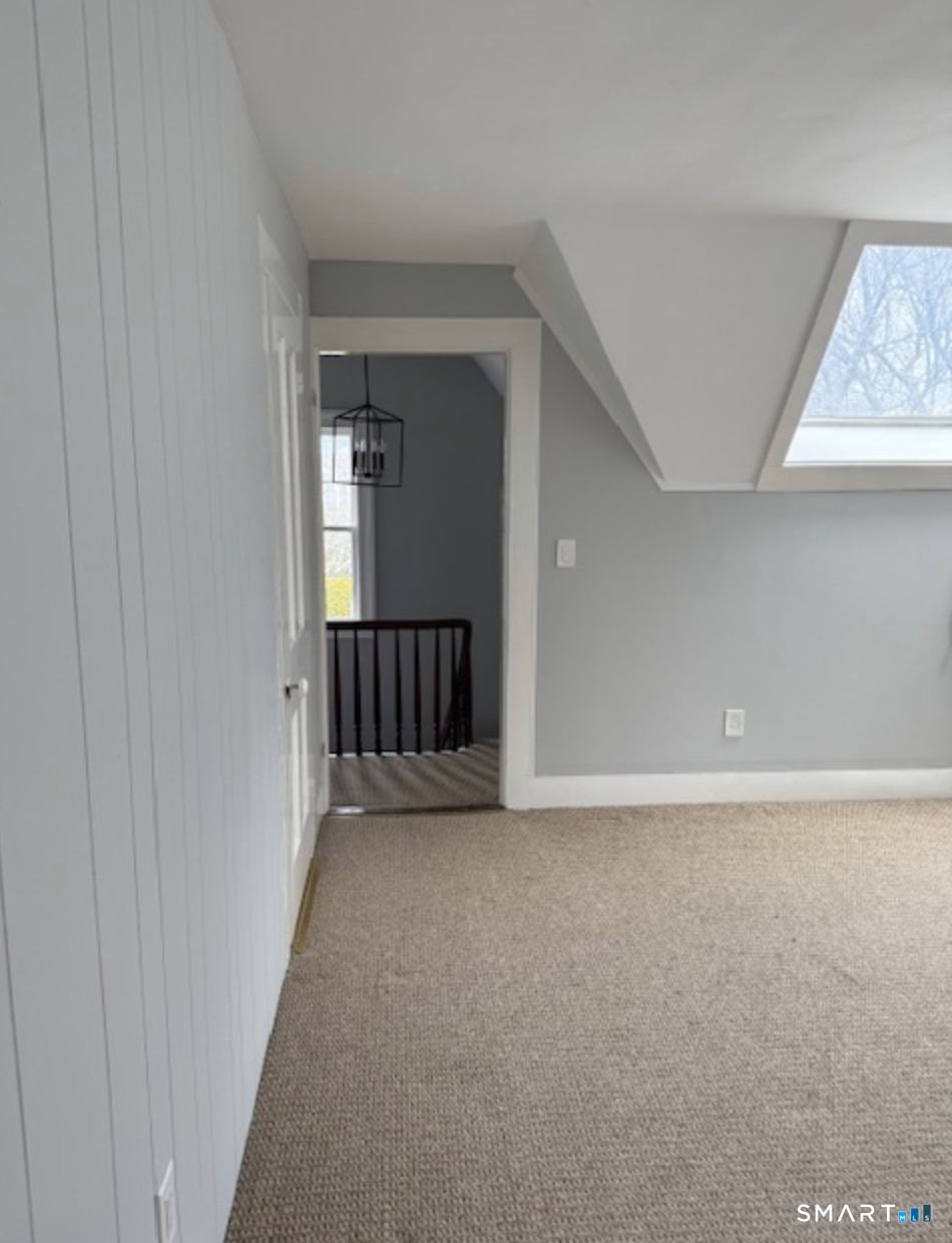 21 Broadway Avenue