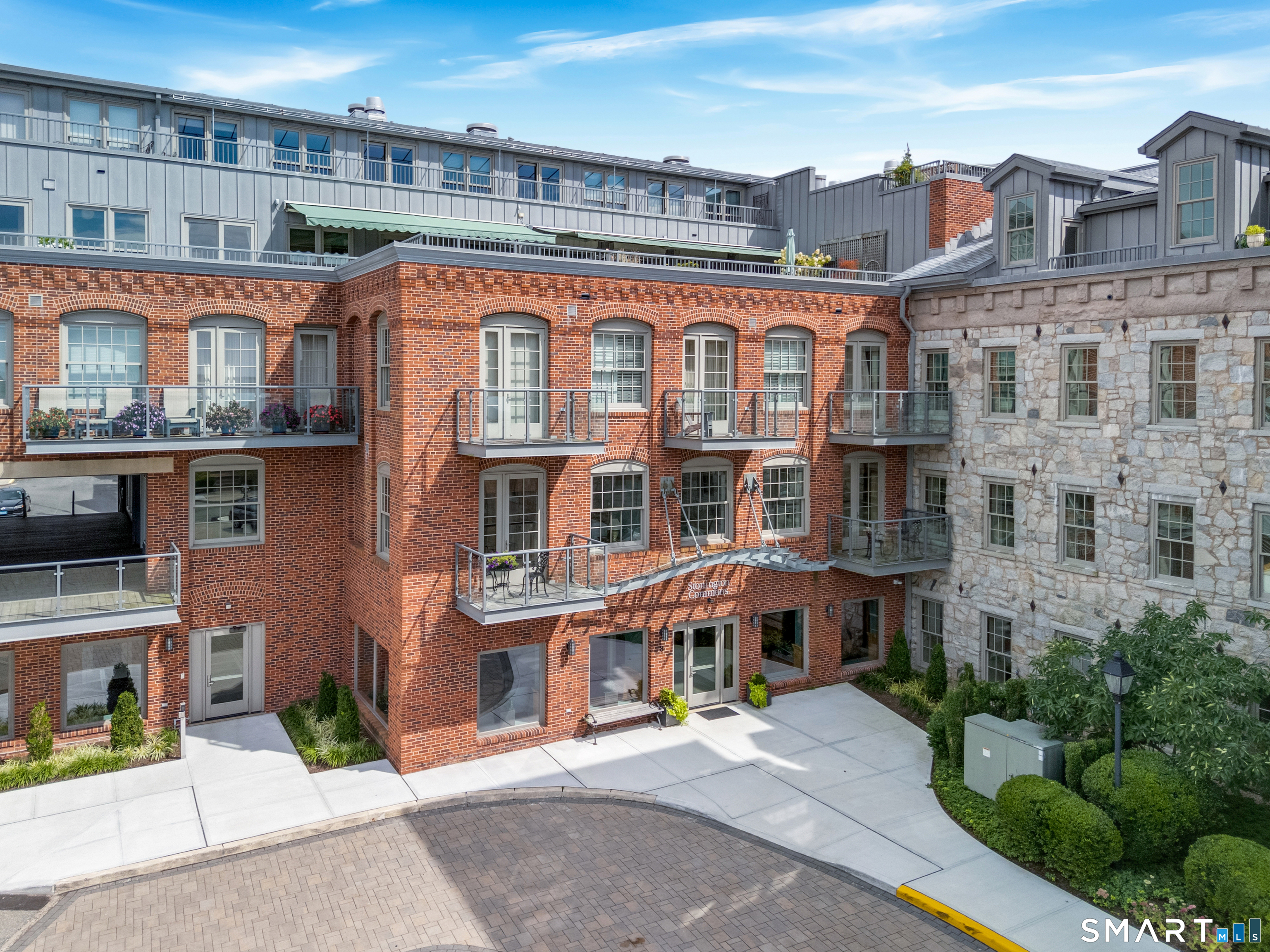 Stonington Commons Commons