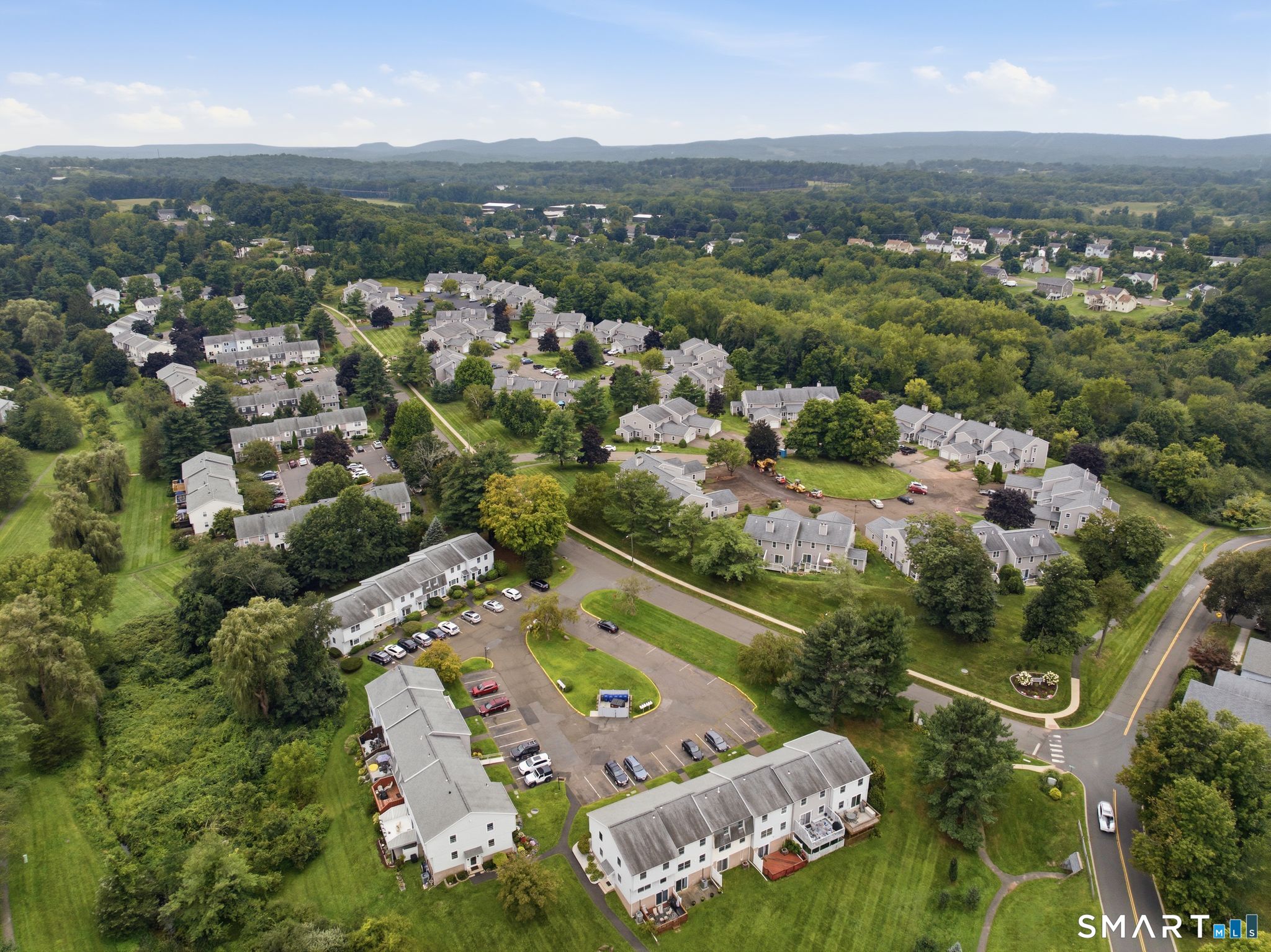 774 Long Hill Road Unit: 774