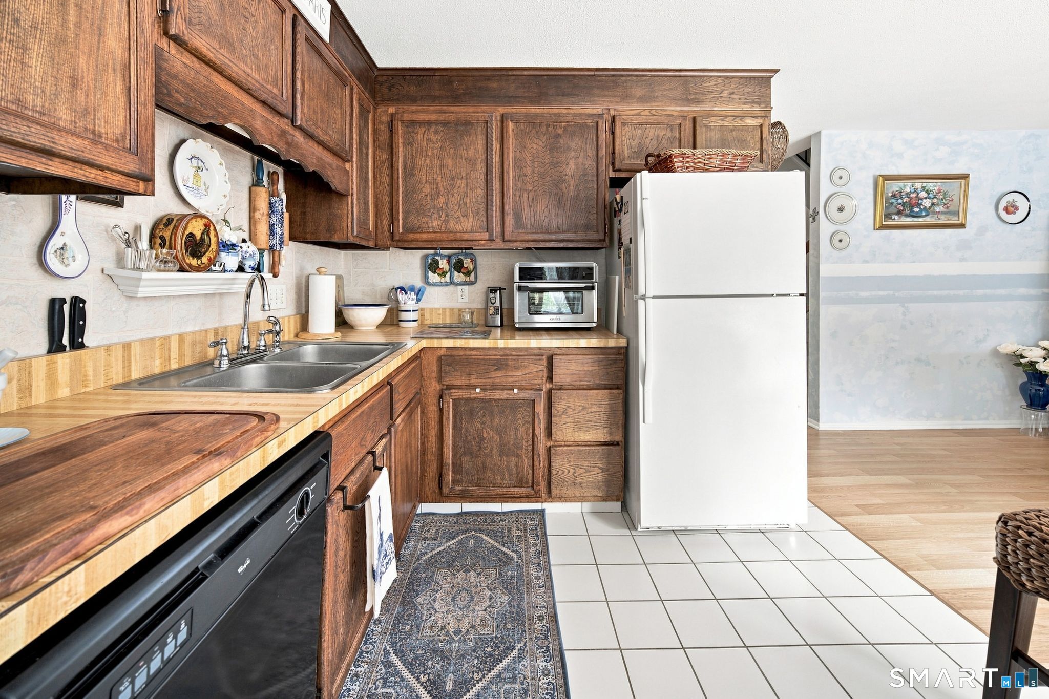 774 Long Hill Road Unit: 774