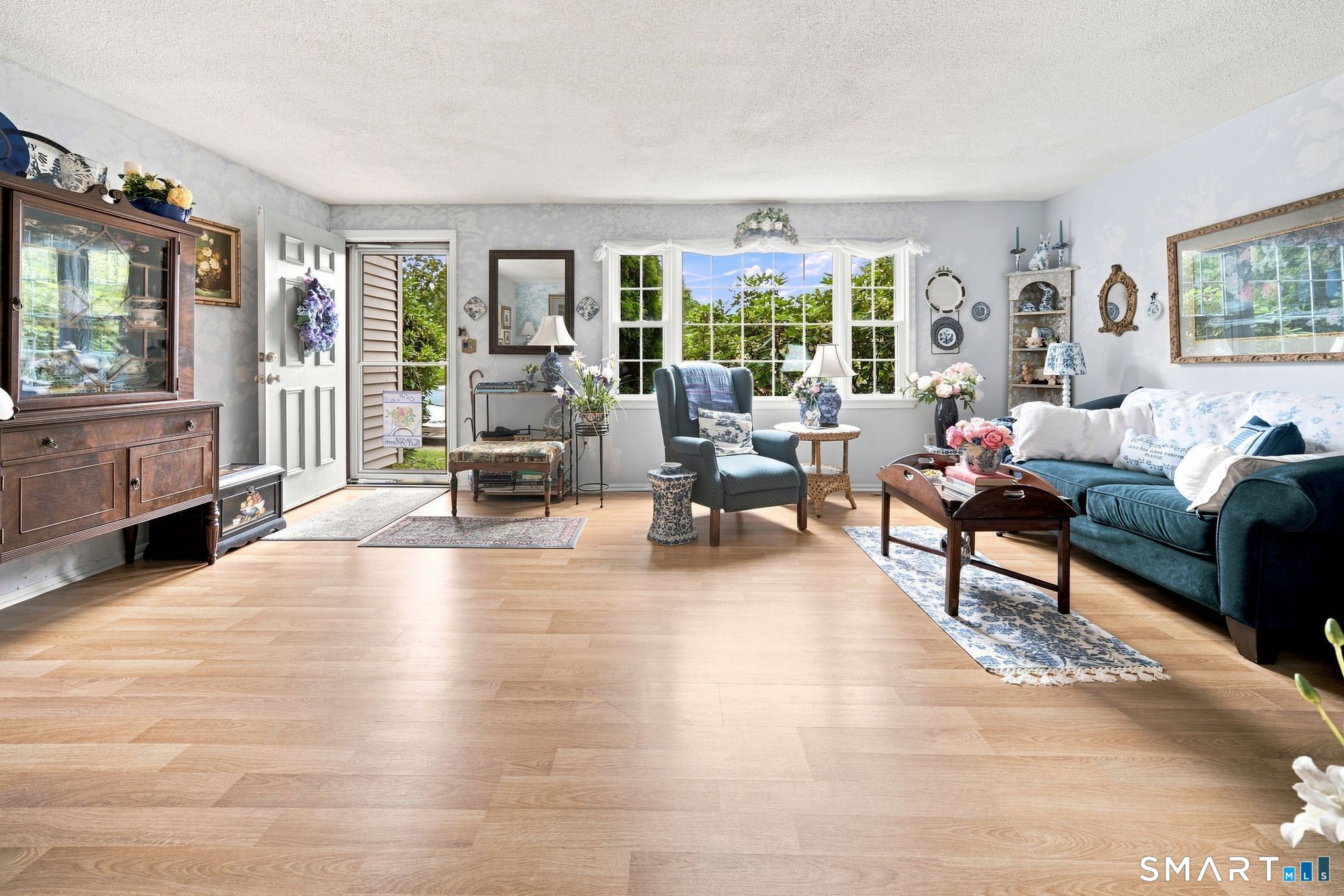 774 Long Hill Road Unit: 774