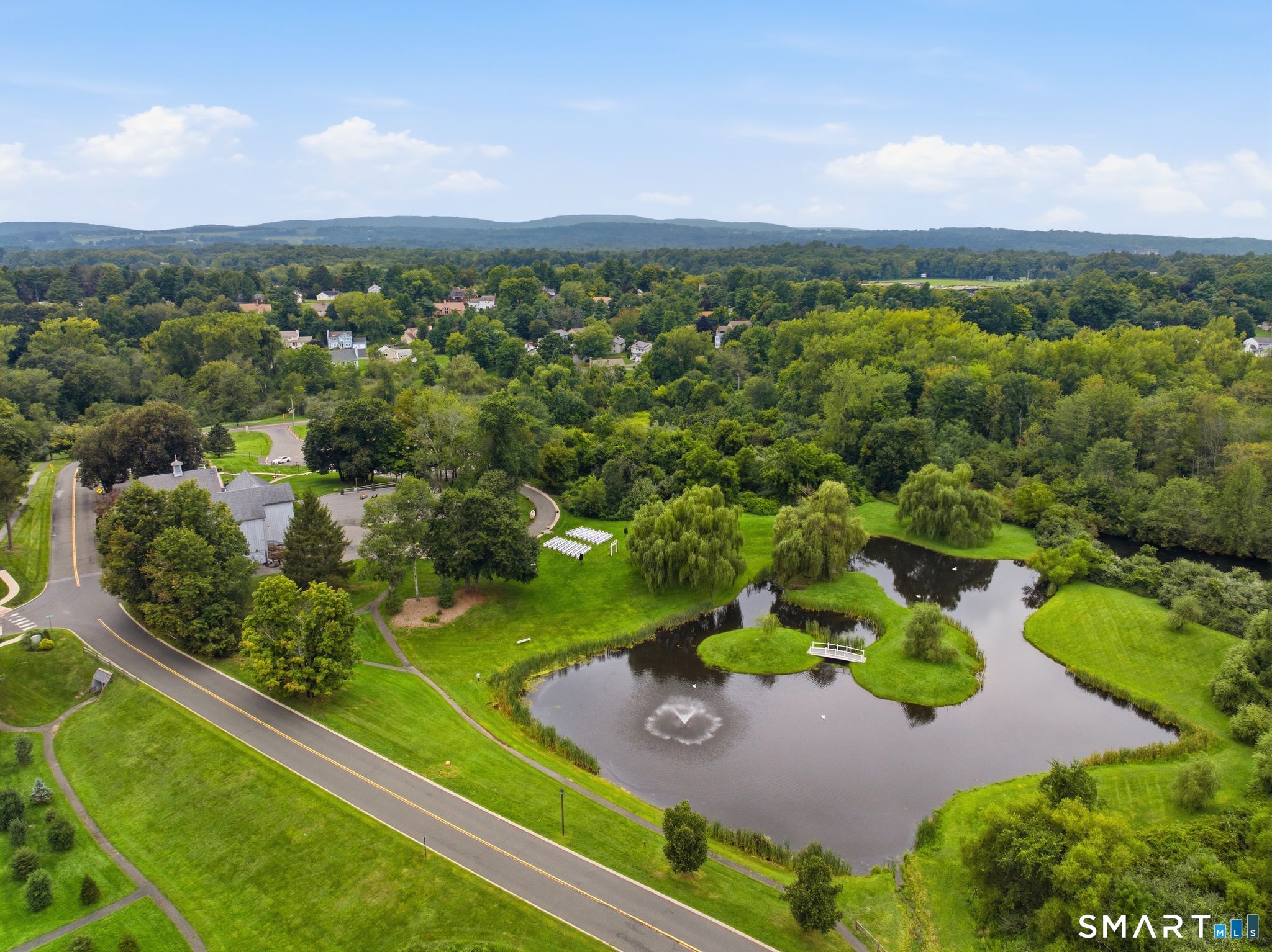 774 Long Hill Road Unit: 774