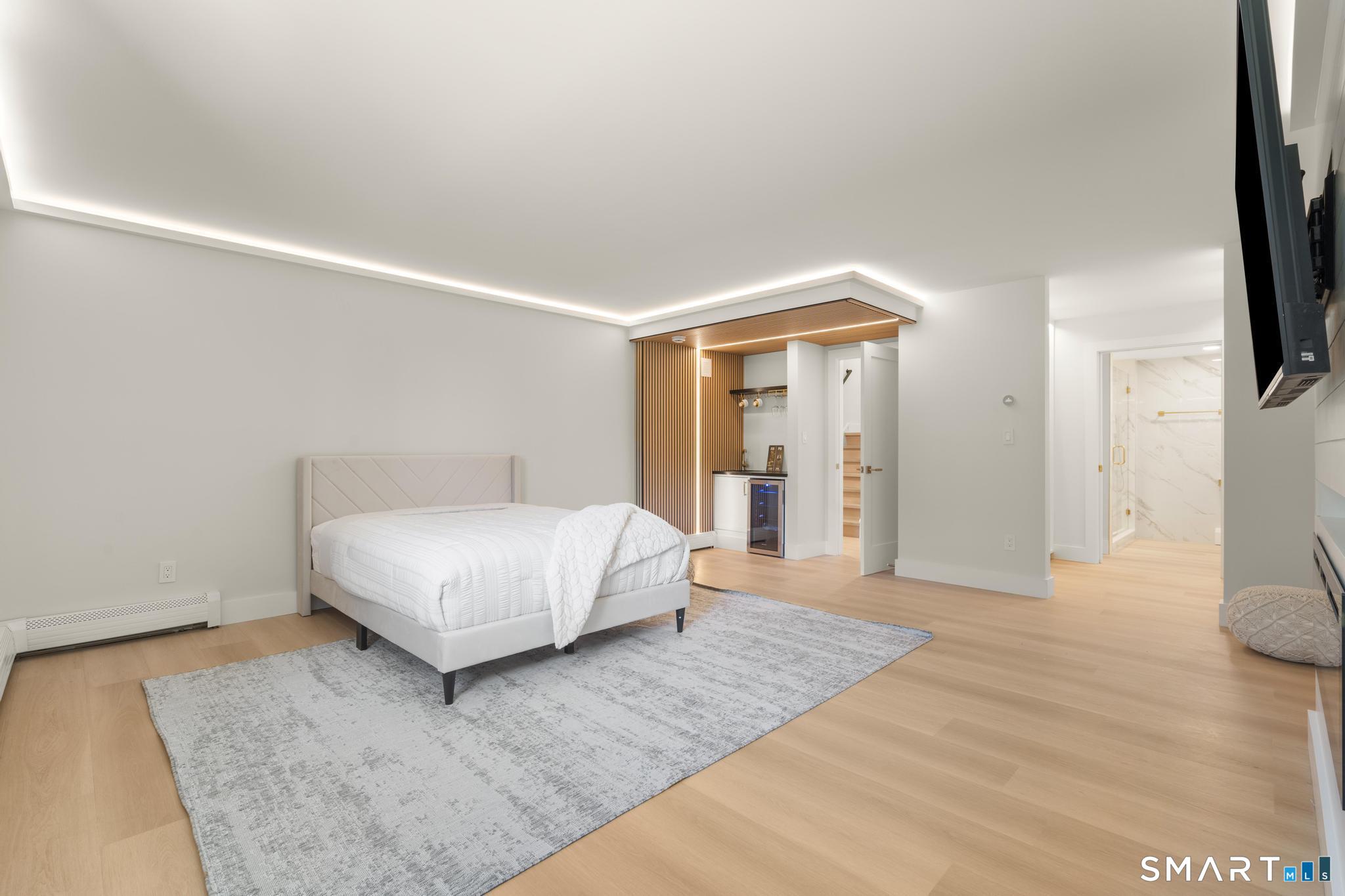 12 Glenville Street Unit: 108