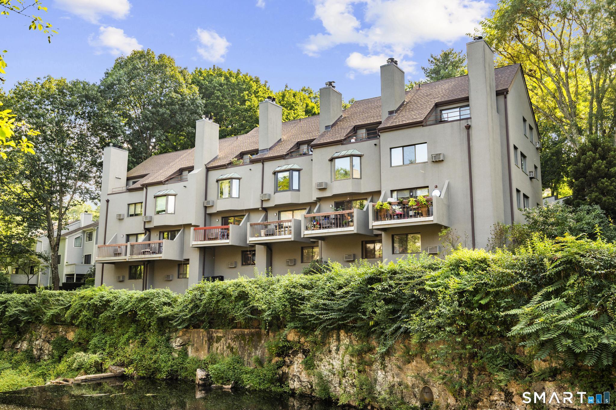 12 Glenville Street Unit: 108