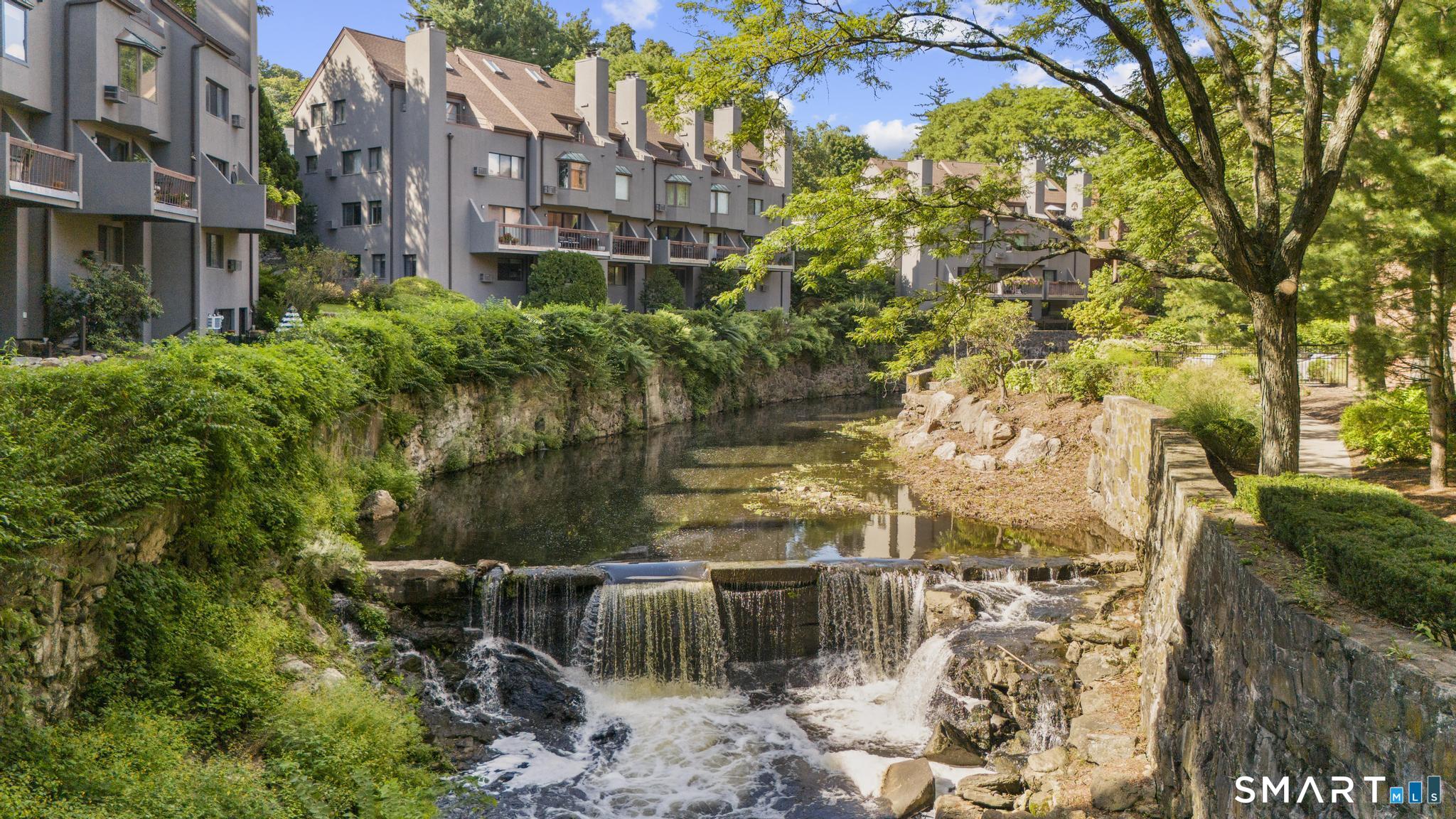 12 Glenville Street Unit: 108