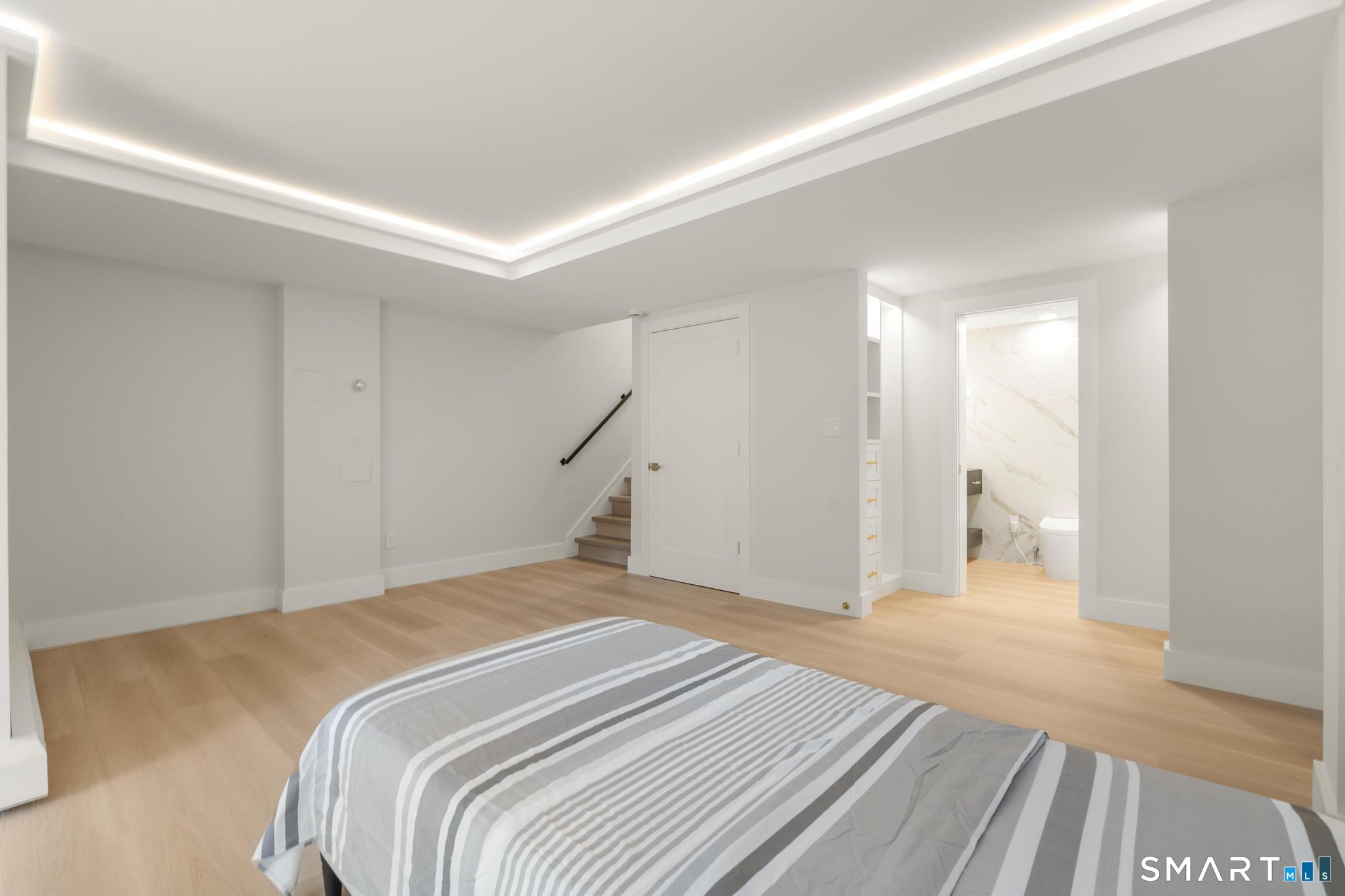 12 Glenville Street Unit: 108
