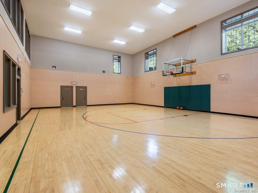 85 Ridgewood Drive Unit: 85