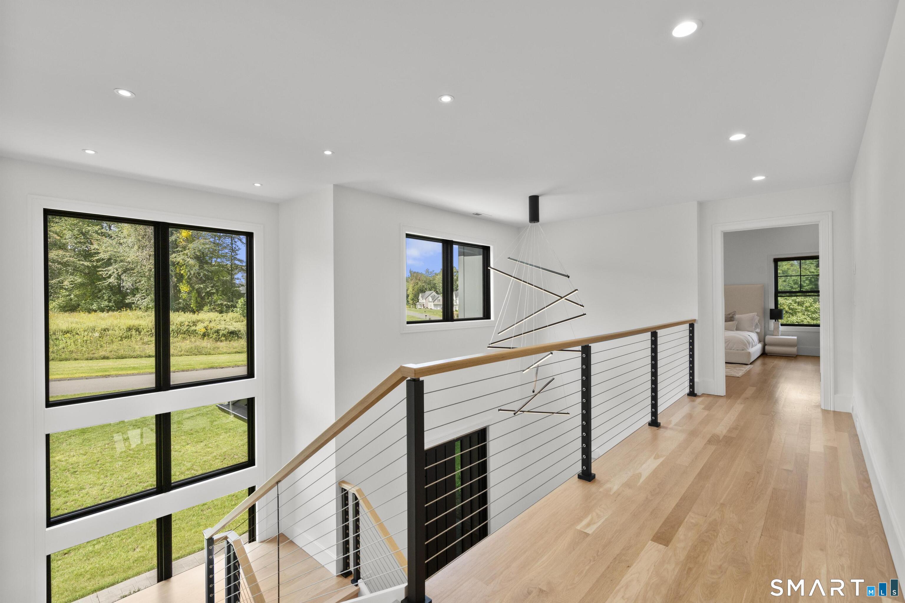 8 Holly Lane