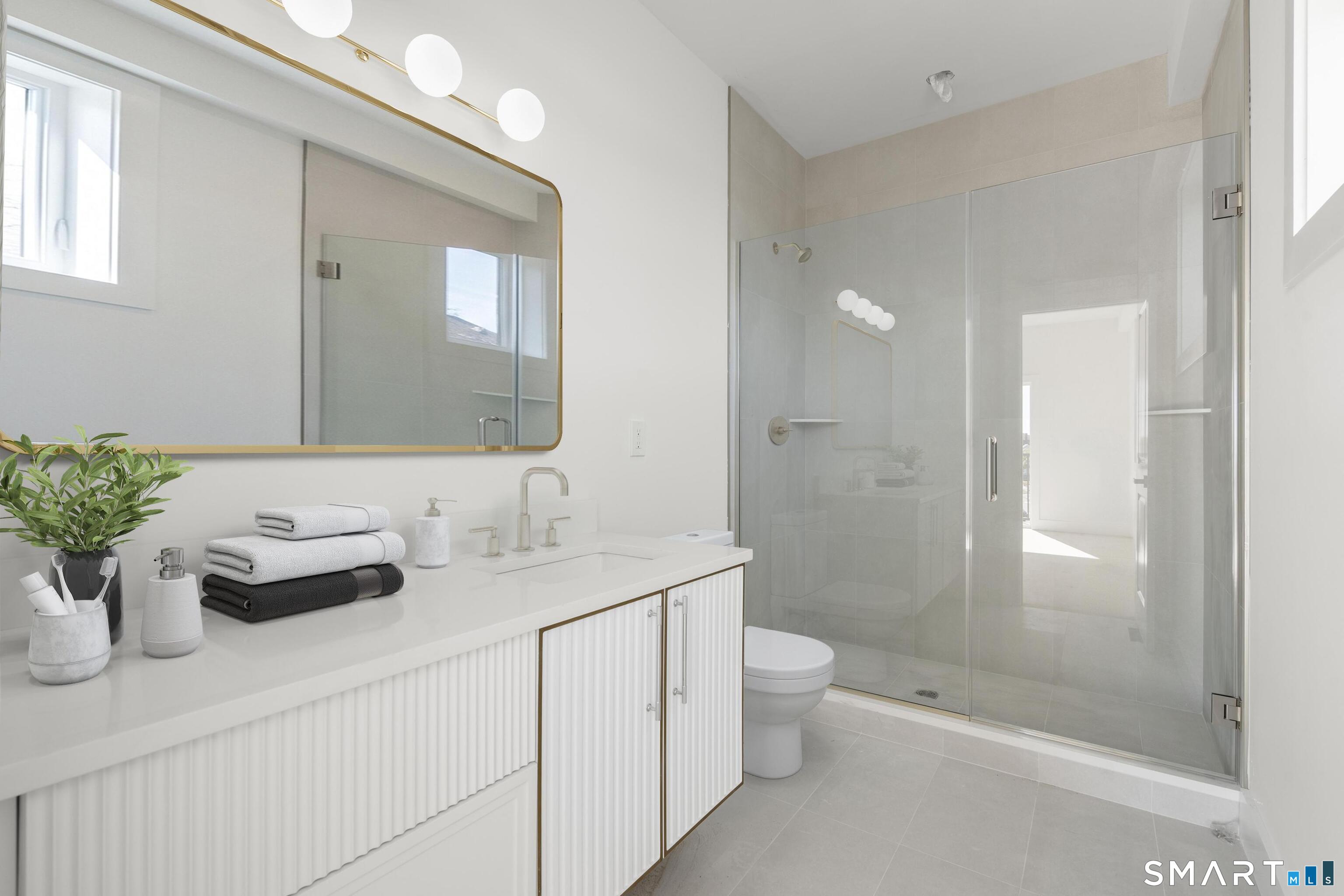 152 Beach Avenue Unit: A