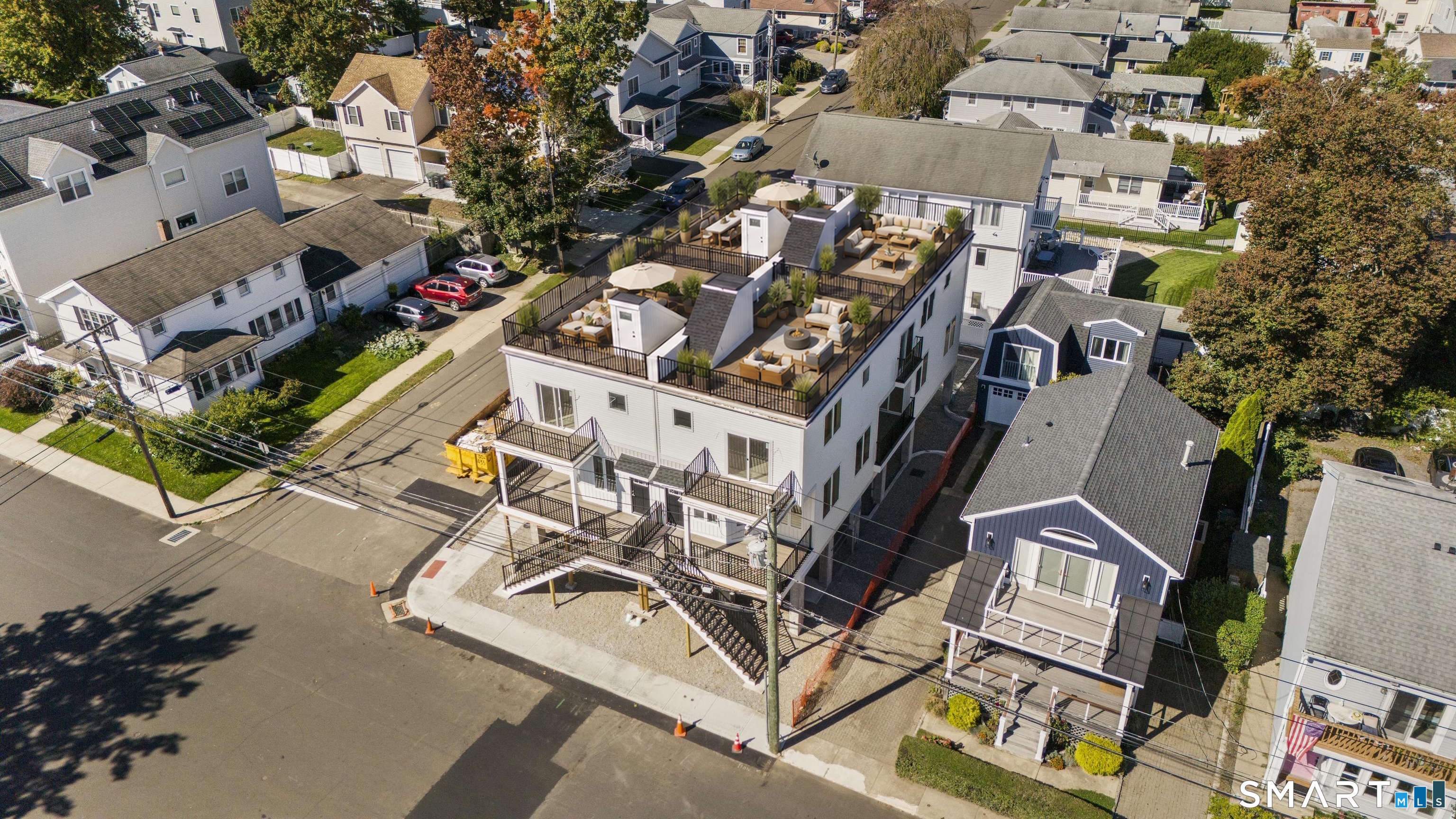 152 Beach Avenue Unit: D