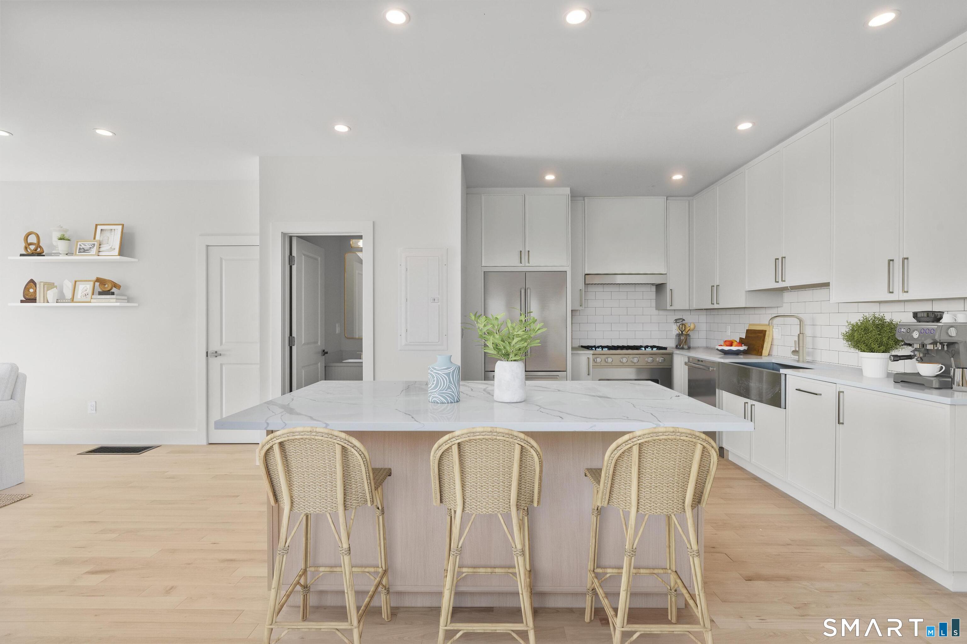 152 Beach Avenue Unit: D
