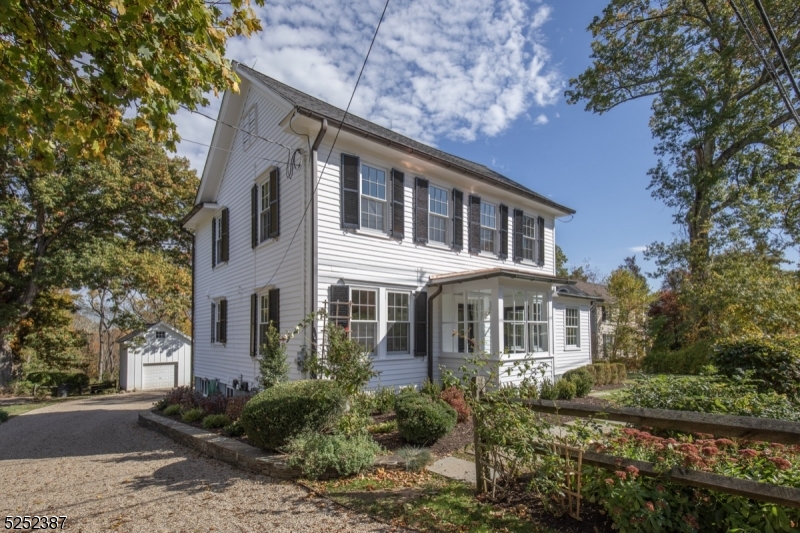 632 Spring Valley Rd