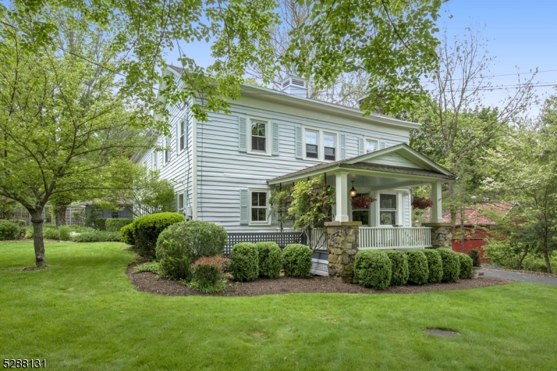 20 Fairmount Road East