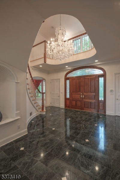 16 Charlotte Hill Dr