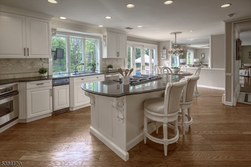 147 Liberty Corner Rd
