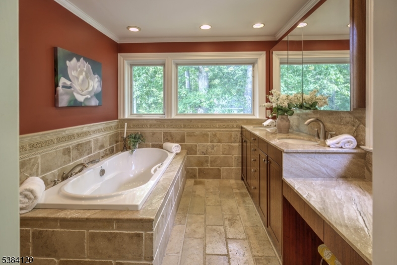 147 Liberty Corner Rd