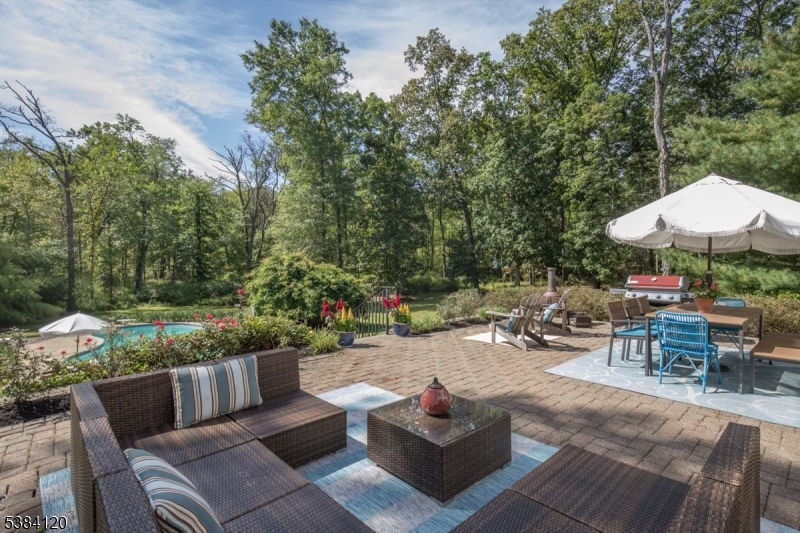 147 Liberty Corner Rd